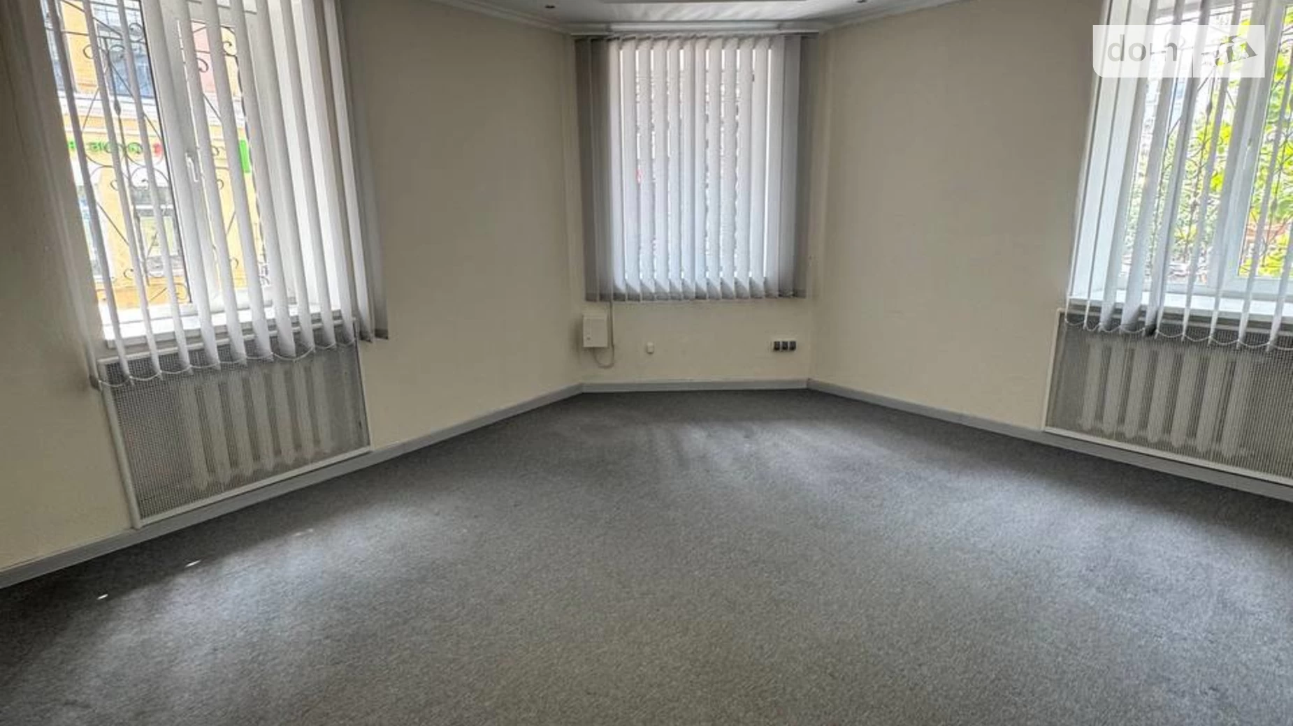 Сдается в аренду офис 180 кв. м в бизнес-центре, цена: 2500 € - фото 3