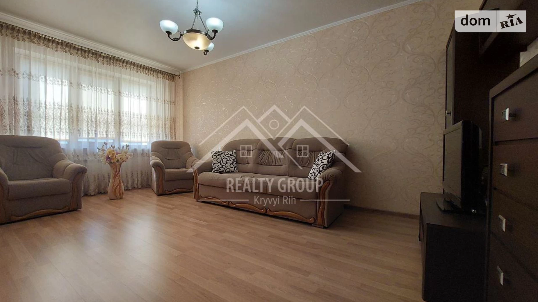 Продается 4-комнатная квартира 78.2 кв. м в Кривом Роге, ул. Украинская - фото 2