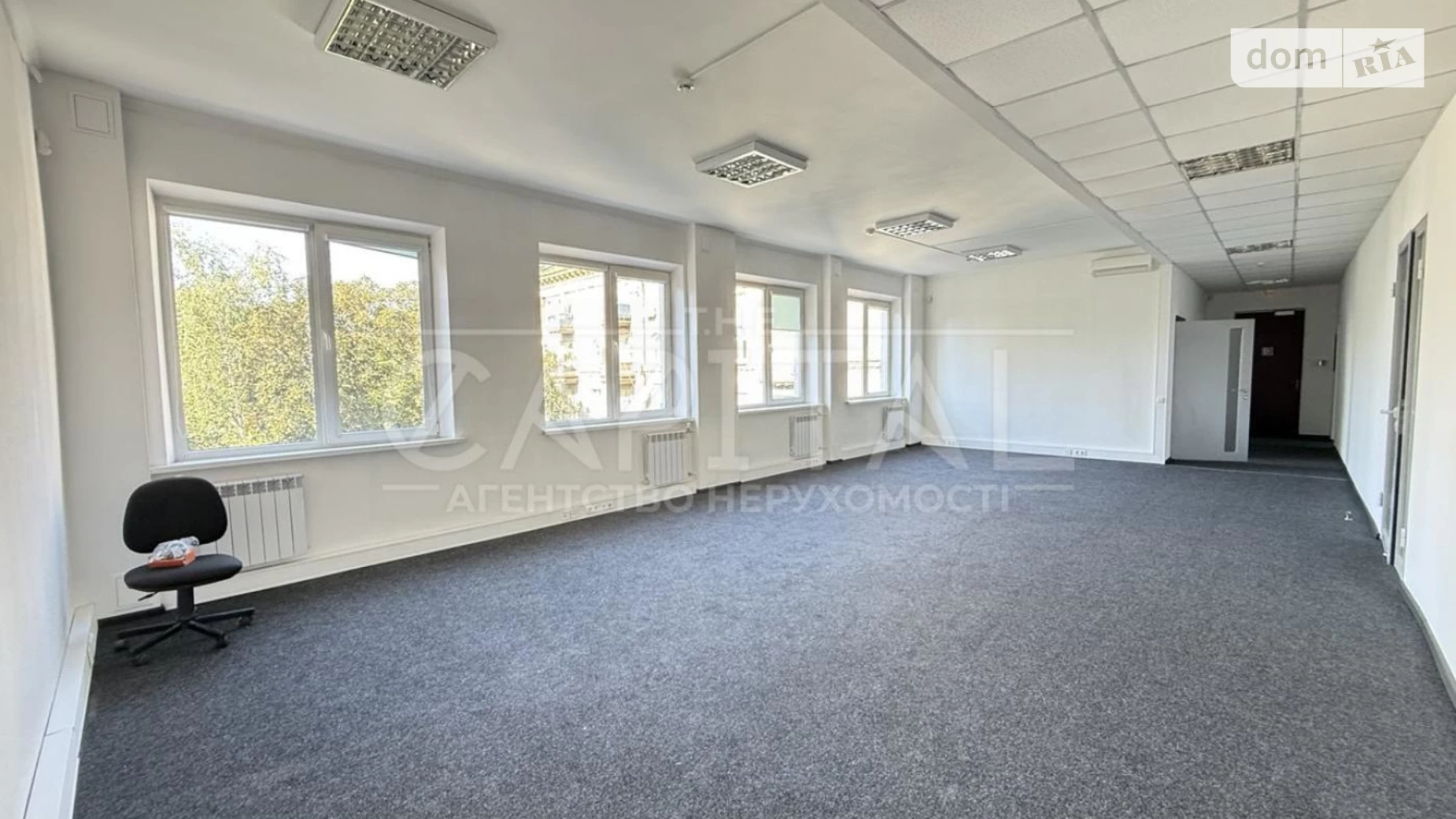 Сдается в аренду офис 230 кв. м в бизнес-центре, цена: 2300 $ - фото 2