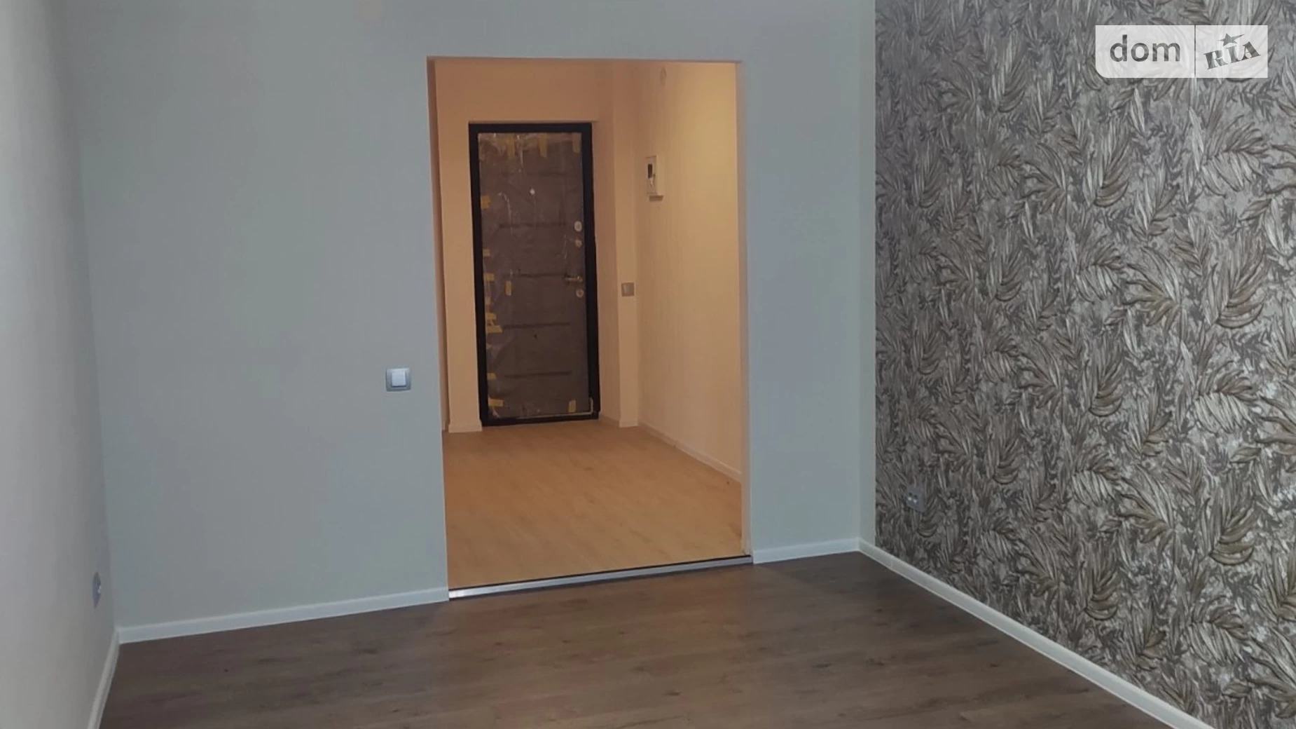 Продается 3-комнатная квартира 56.3 кв. м в Михайло-Ларином, цена: 25000 $ - фото 5