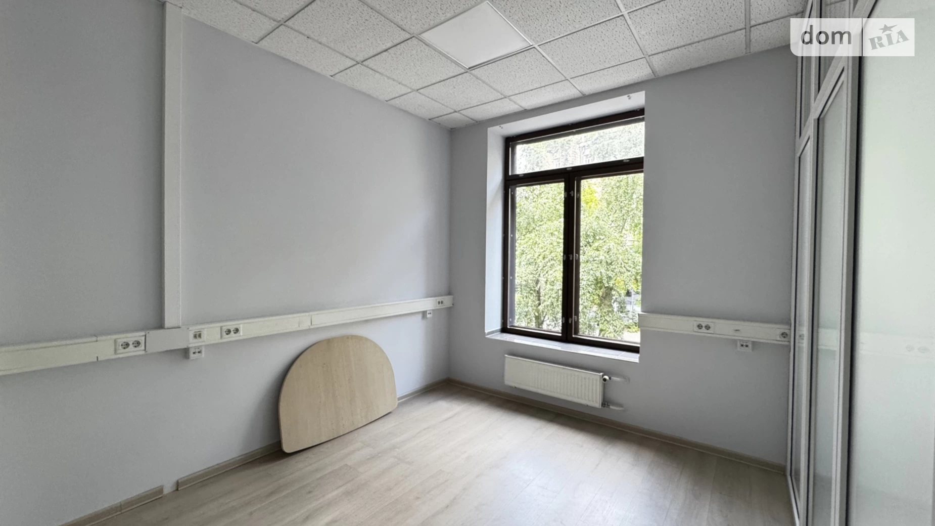Сдается в аренду офис 69.7 кв. м в бизнес-центре, цена: 1464 $ - фото 5