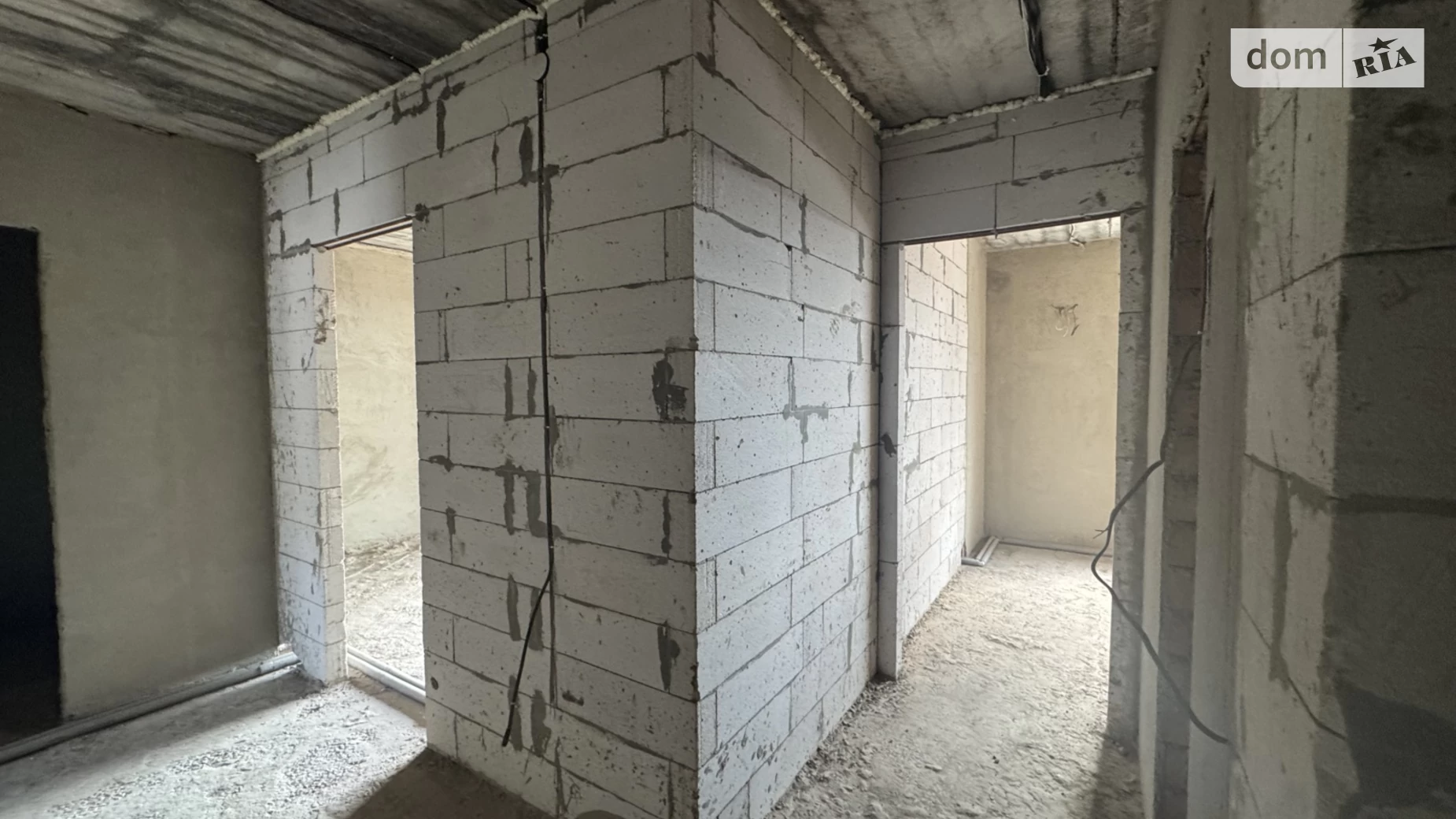 Продается 2-комнатная квартира 74 кв. м в Березиной, ул. Радужная, 104 - фото 3