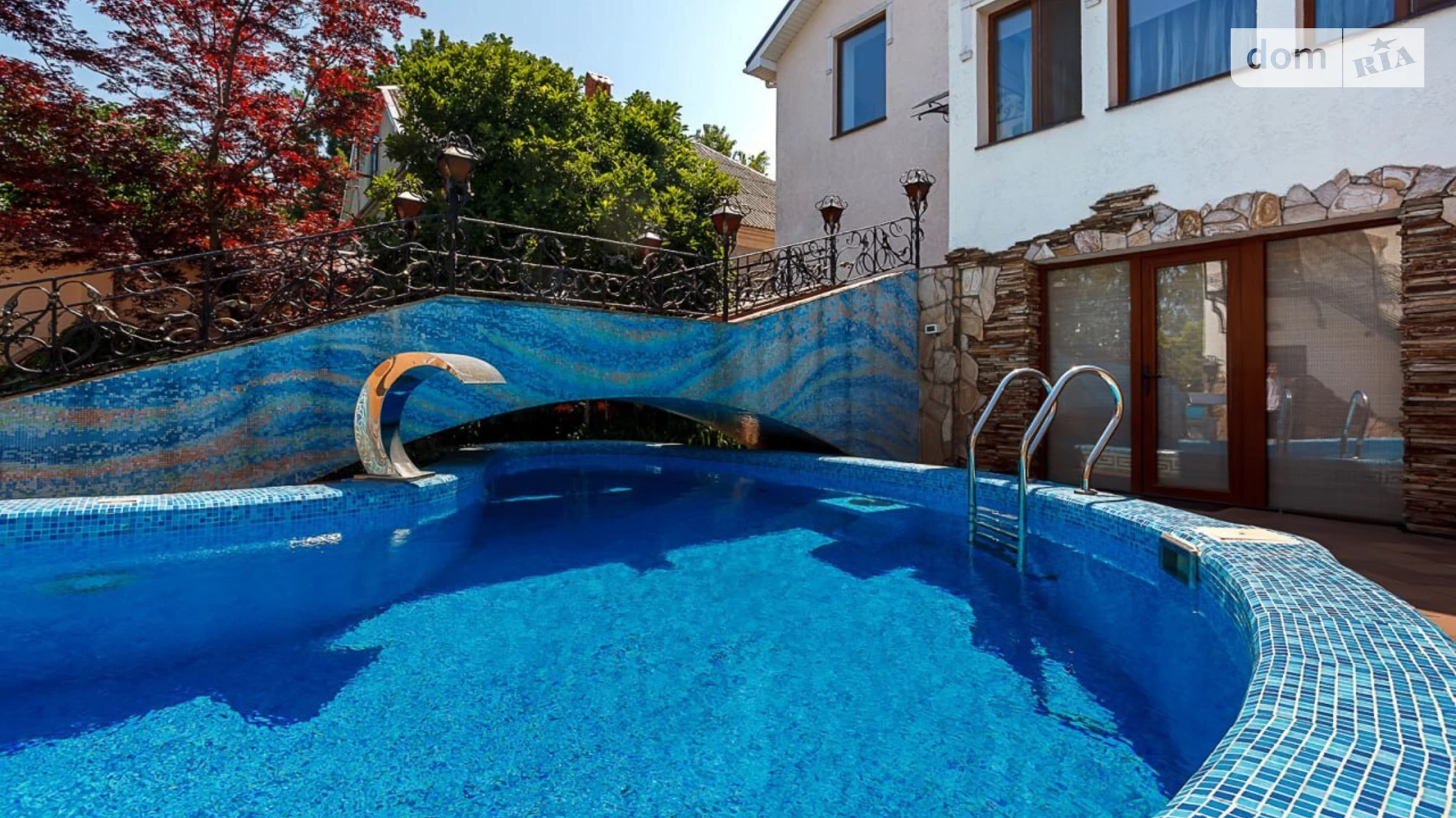 Продается дом на 2 этажа 226.2 кв. м с мебелью, цена: 399000 $ - фото 3