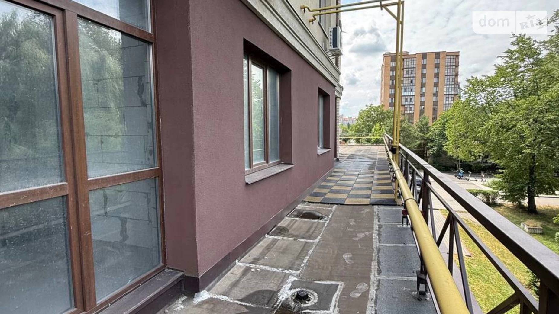 Продается 3-комнатная квартира 122.8 кв. м в Хмельницком, ул. Староміська, 1/1 - фото 4