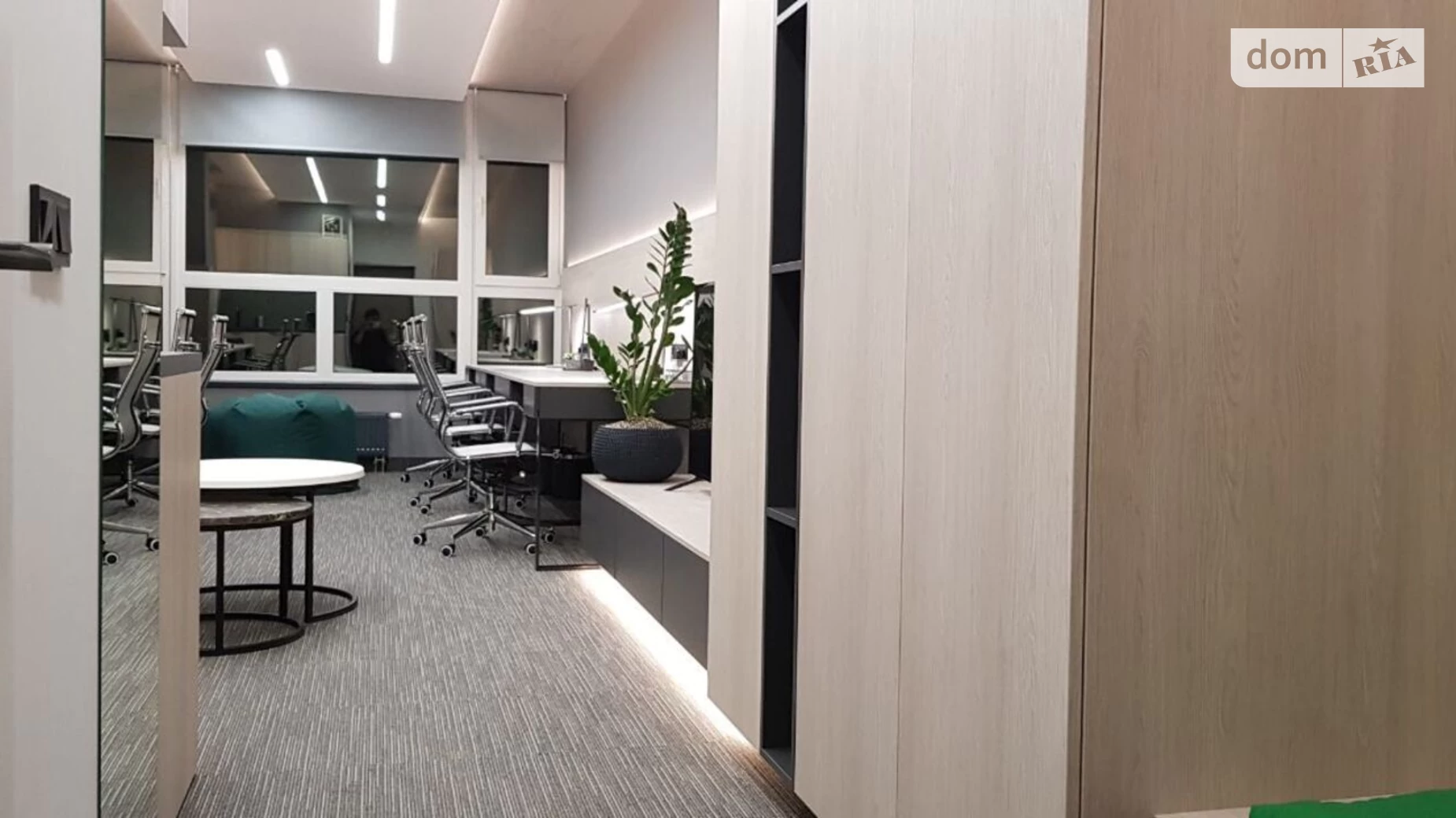 Продается офис 31.9 кв. м в бизнес-центре, цена: 74900 $ - фото 3