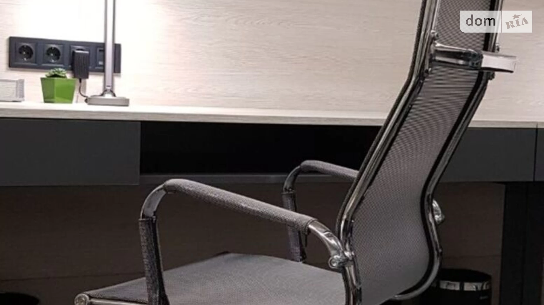 Продается офис 31.9 кв. м в бизнес-центре, цена: 74900 $ - фото 4