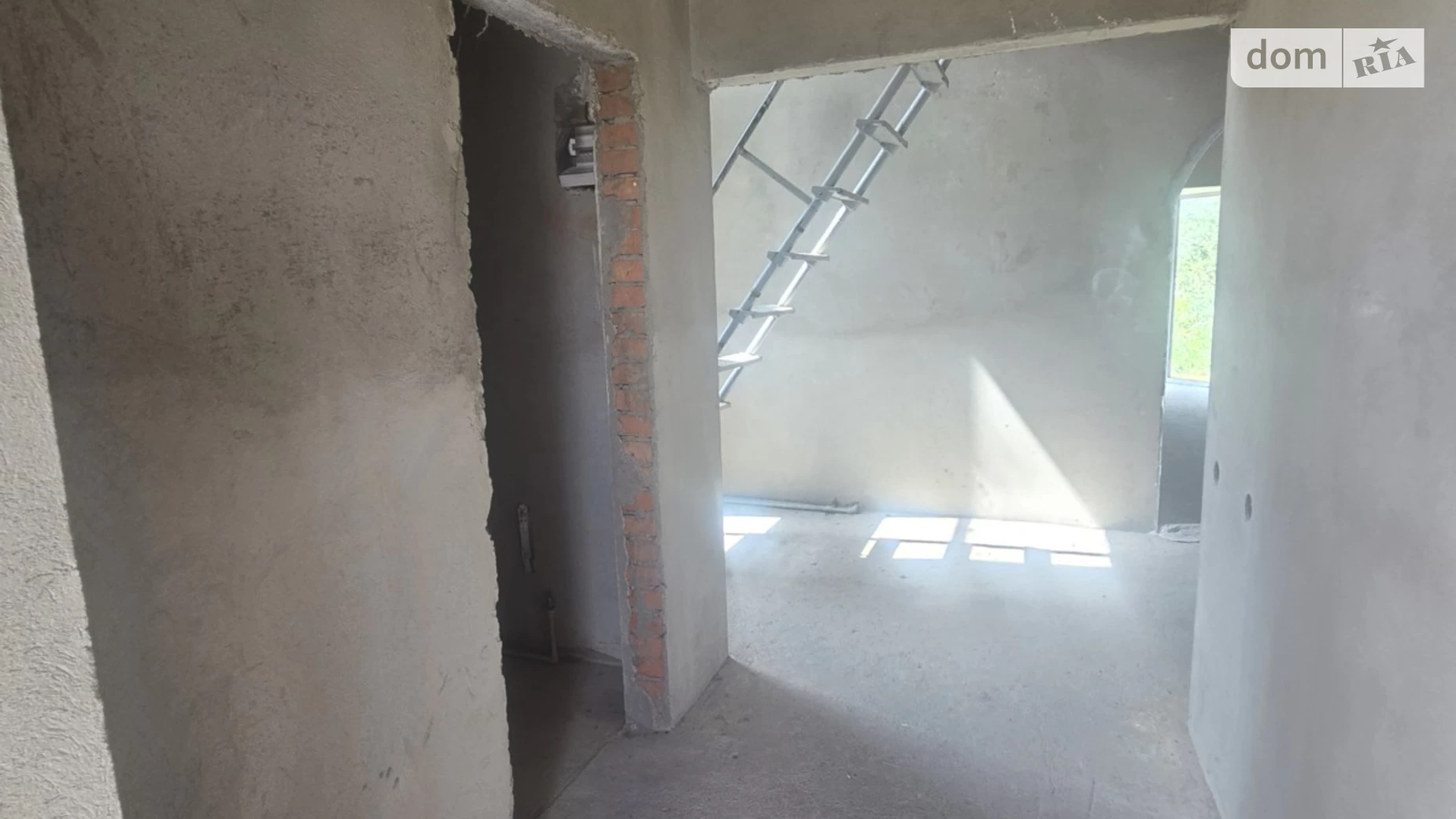 Продается дом на 2 этажа 140 кв. м с камином, цена: 89000 $ - фото 2