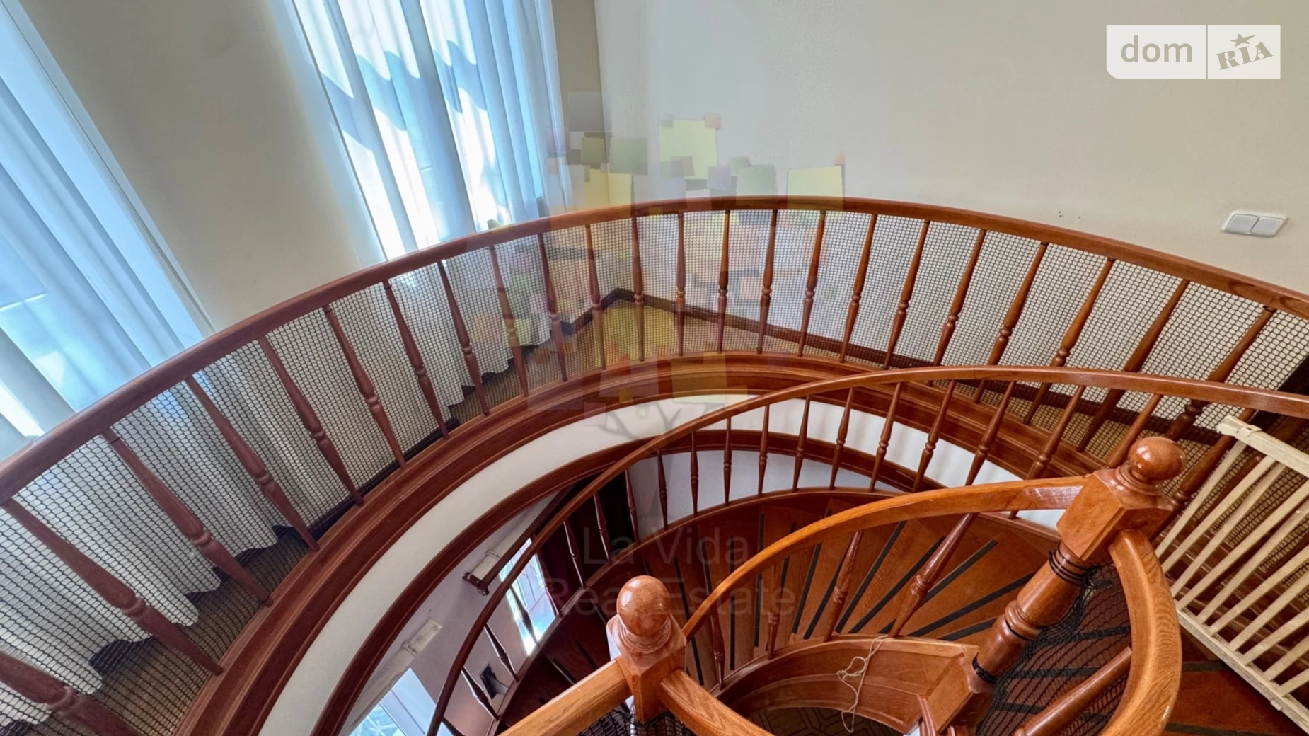 Сдается в аренду офис 286.7 кв. м в бизнес-центре, цена: 2900 $ - фото 2