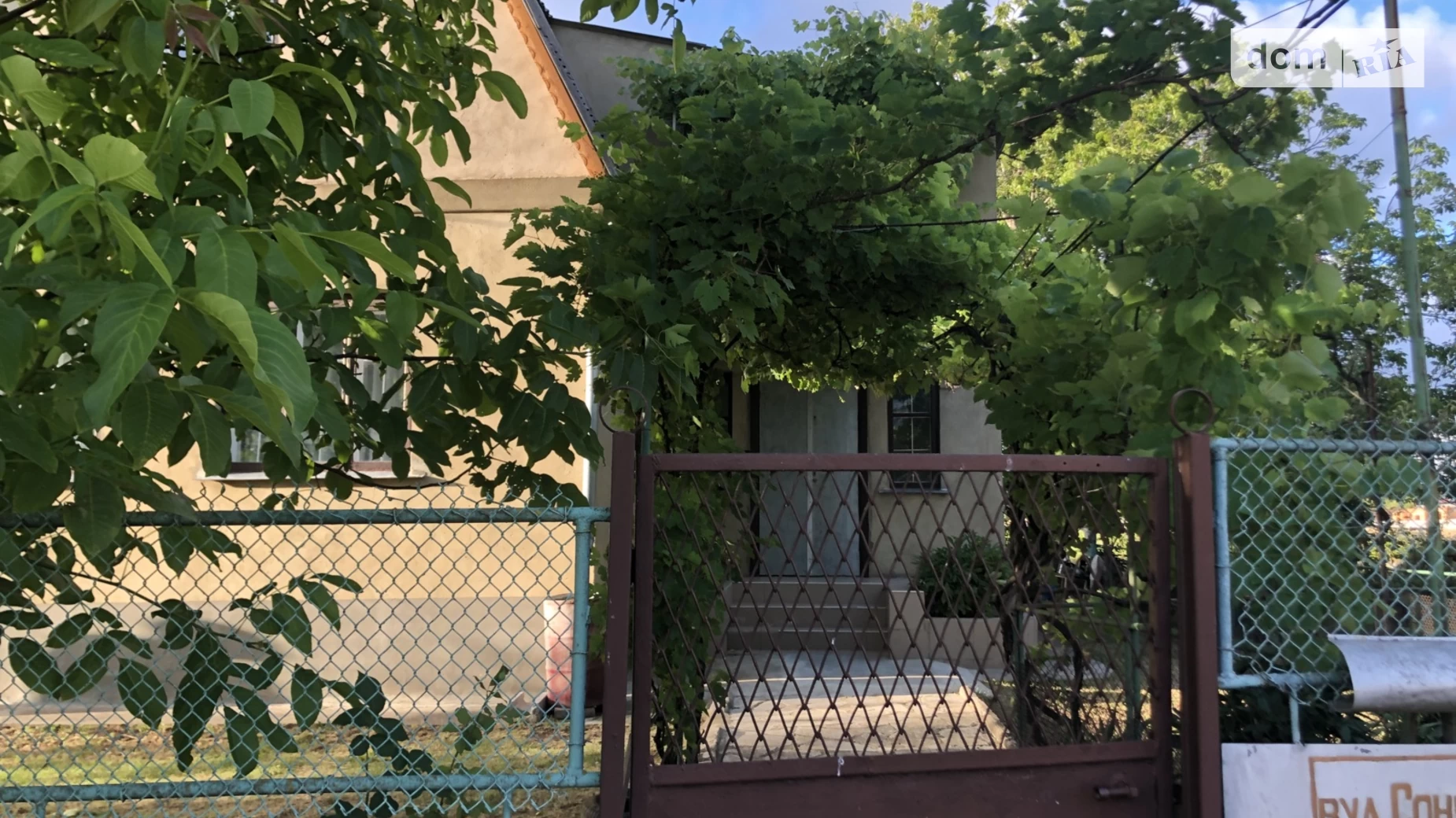 Продается дом на 2 этажа 152.4 кв. м с бассейном, цена: 52000 $ - фото 3