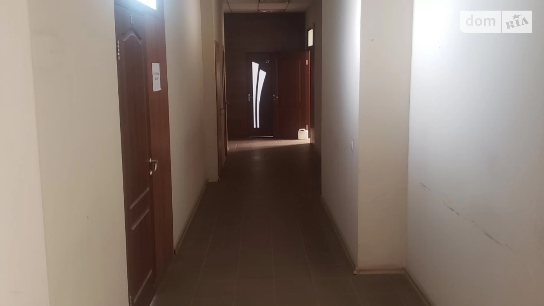 Здається в оренду офіс 22 кв. м в бізнес-центрі, цена: 7500 грн - фото 2