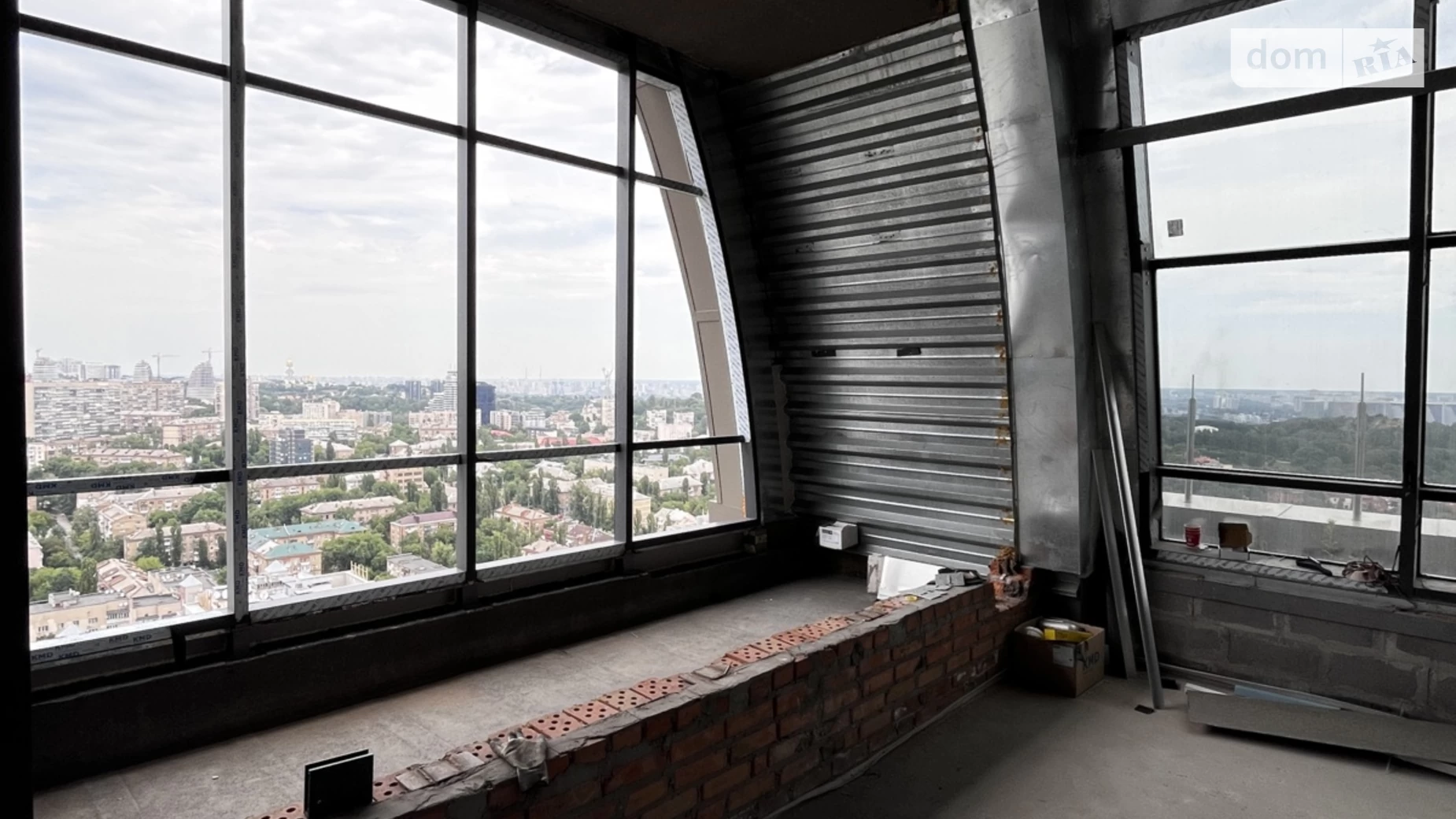 Продається 4-кімнатна квартира 172 кв. м у Києві, вул. Андрія Верхогляда(Драгомирова), 14А - фото 4