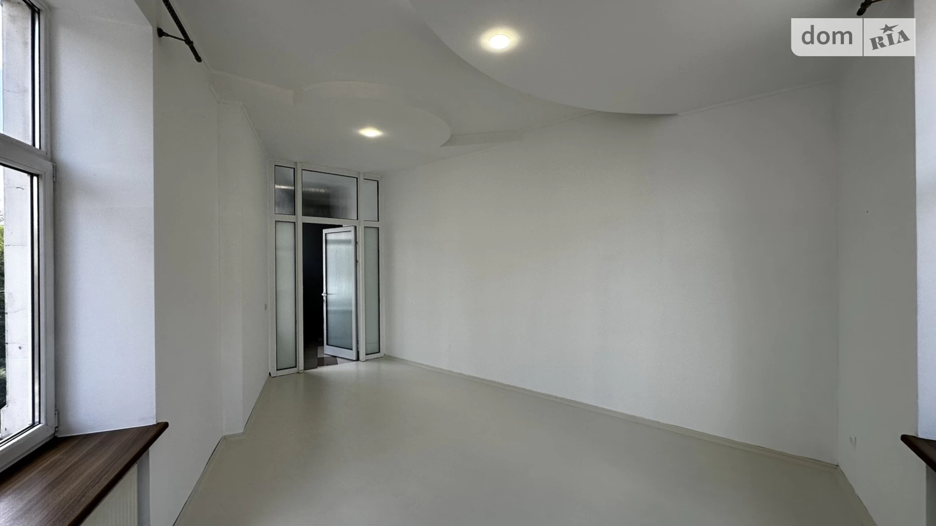 Продается 9-комнатная квартира 300 кв. м в Львове, ул. Франко Ивана - фото 4