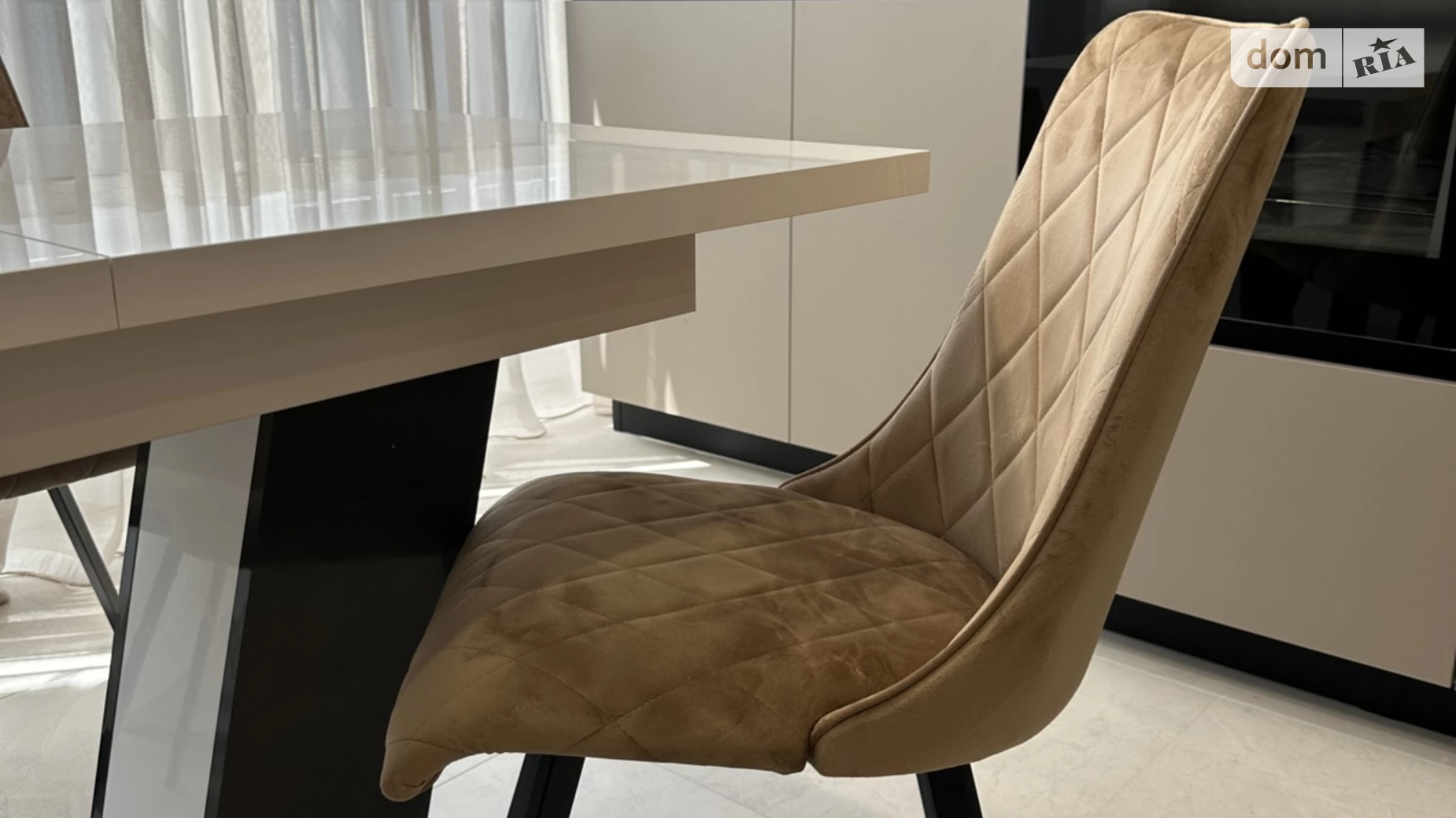 Продается 3-комнатная квартира 72 кв. м в Ирпене, ул. Университетская(Карла Маркса), 3/3 - фото 3