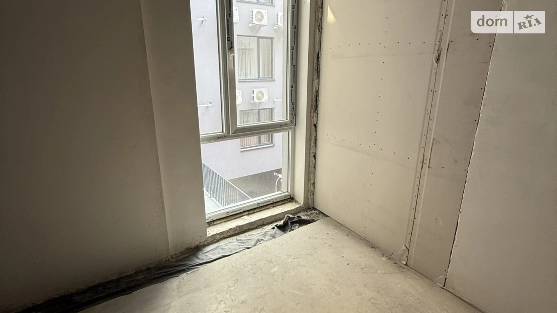 Продается 1-комнатная квартира 23.4 кв. м в Львове, ул. Шевченко Тараса, 73А - фото 2