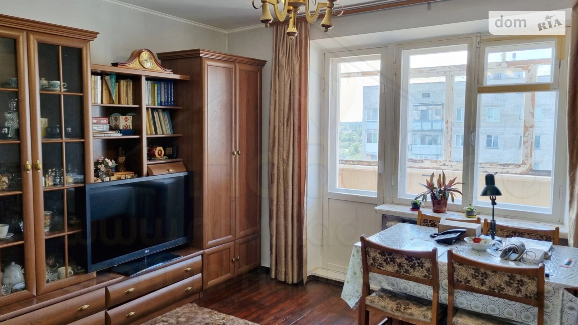 Продается 4-комнатная квартира 80.5 кв. м в Чернигове, просп. Победы - фото 2