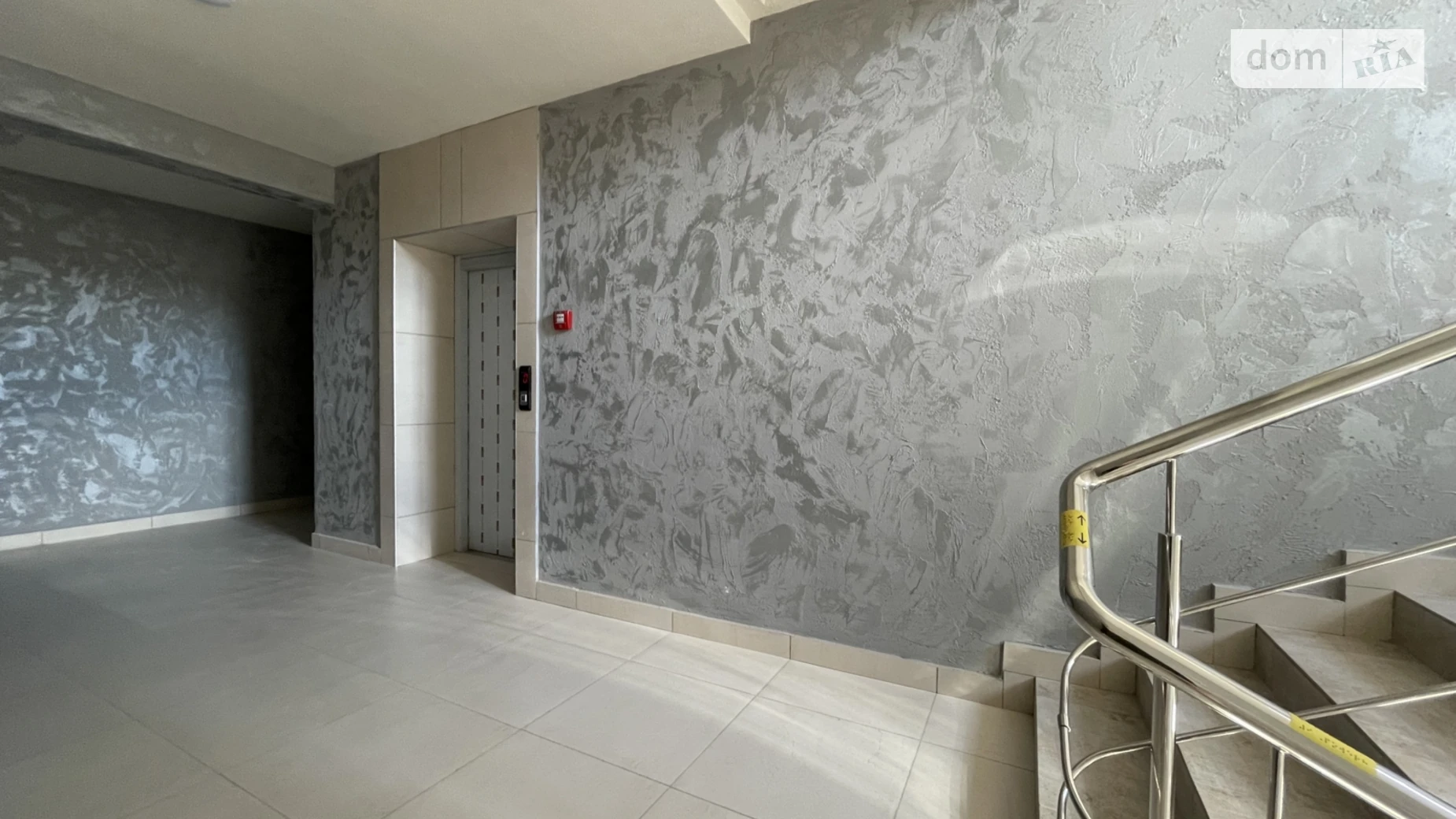 Продается 1-комнатная квартира 41 кв. м в Житомире, ул. Евгения Рыхлика, 13 - фото 3