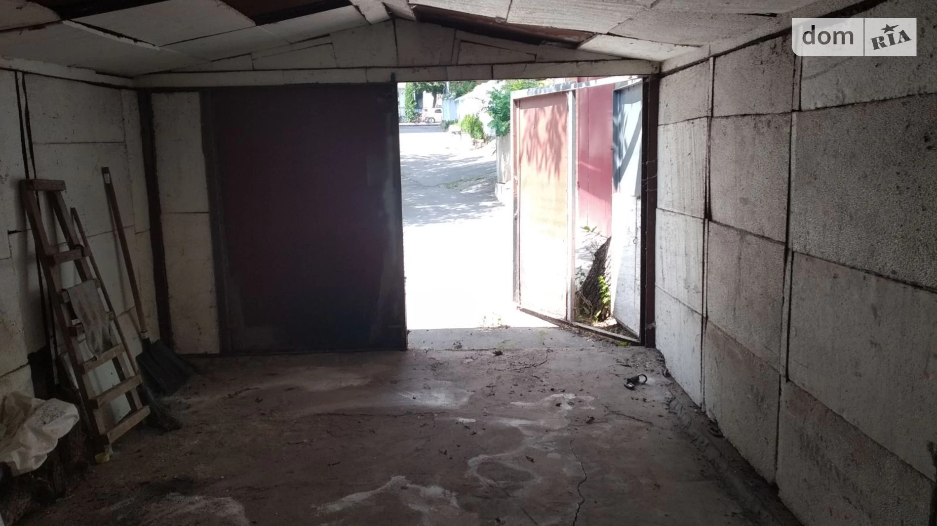 Продається окремий гараж під легкове авто на 18 кв. м, цена: 16000 $ - фото 3