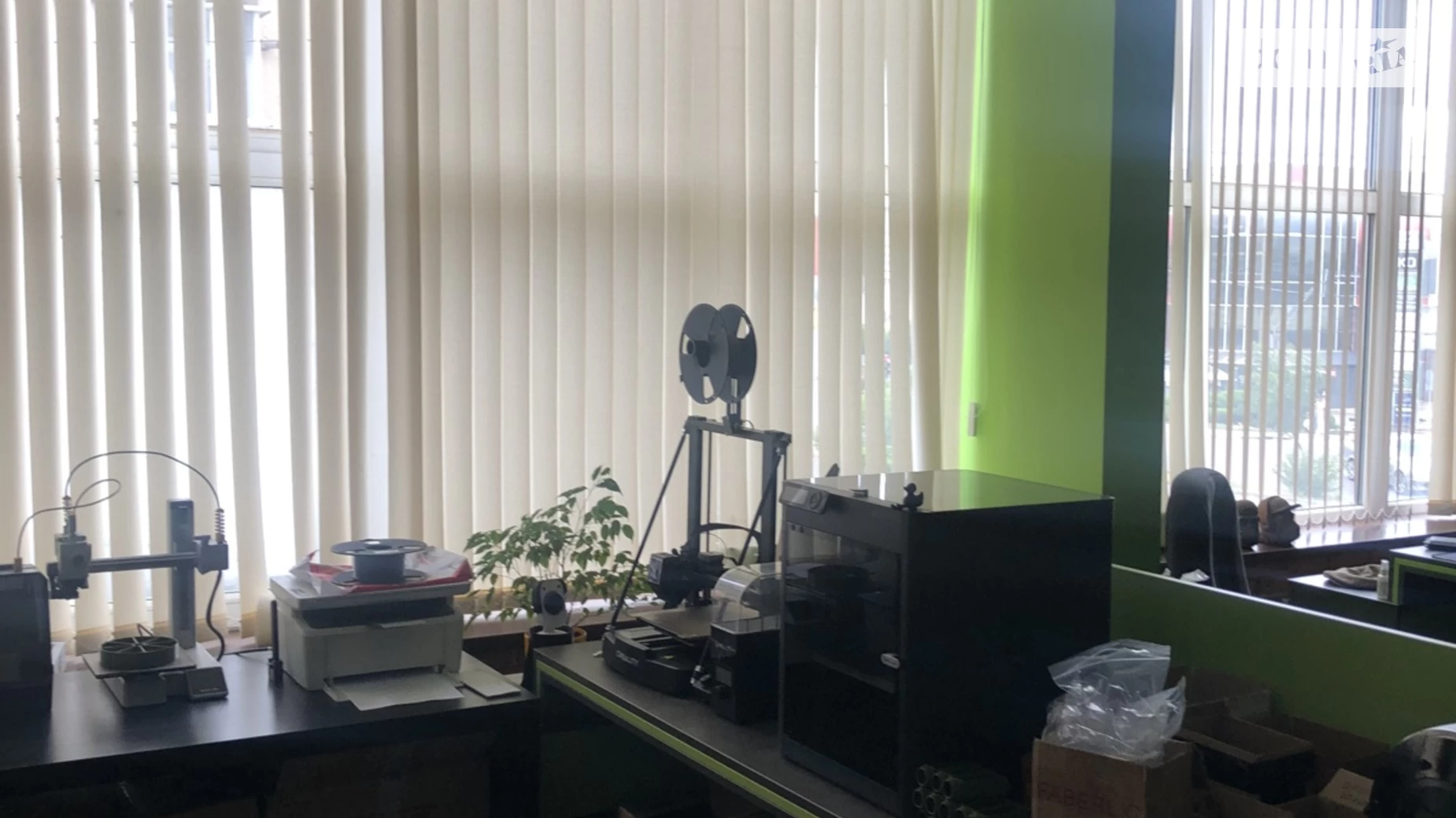 Продается офис 133 кв. м в бизнес-центре, цена: 90000 $ - фото 3