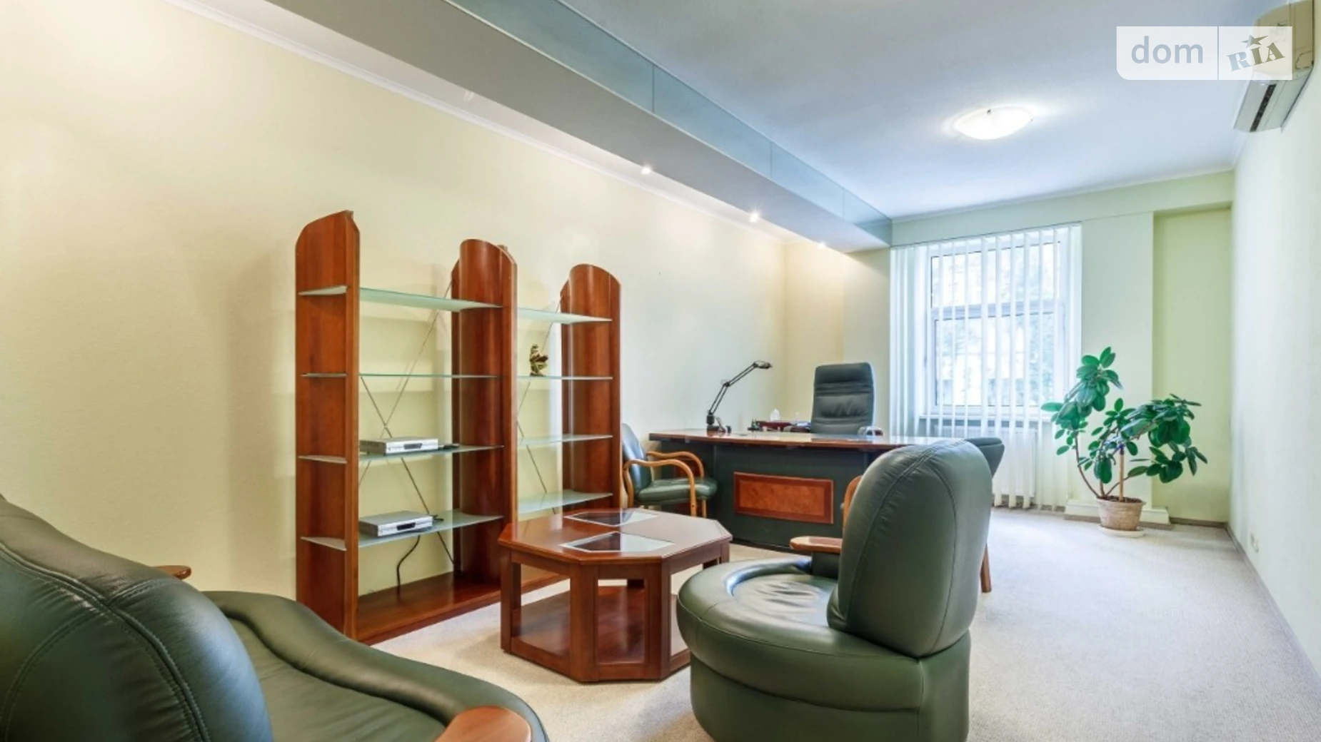 Сдается в аренду офис 194 кв. м в бизнес-центре, цена: 1400 $ - фото 2