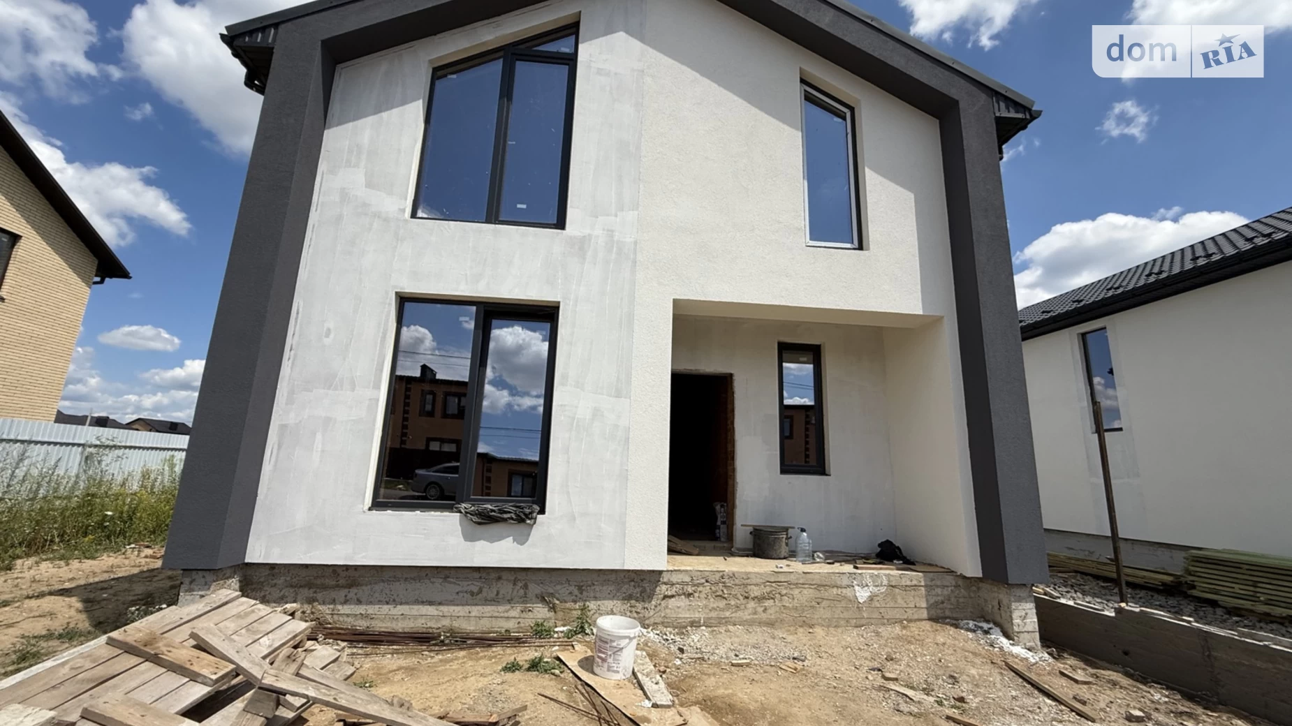 Продается дом на 2 этажа 125 кв. м с камином, цена: 115000 $ - фото 5