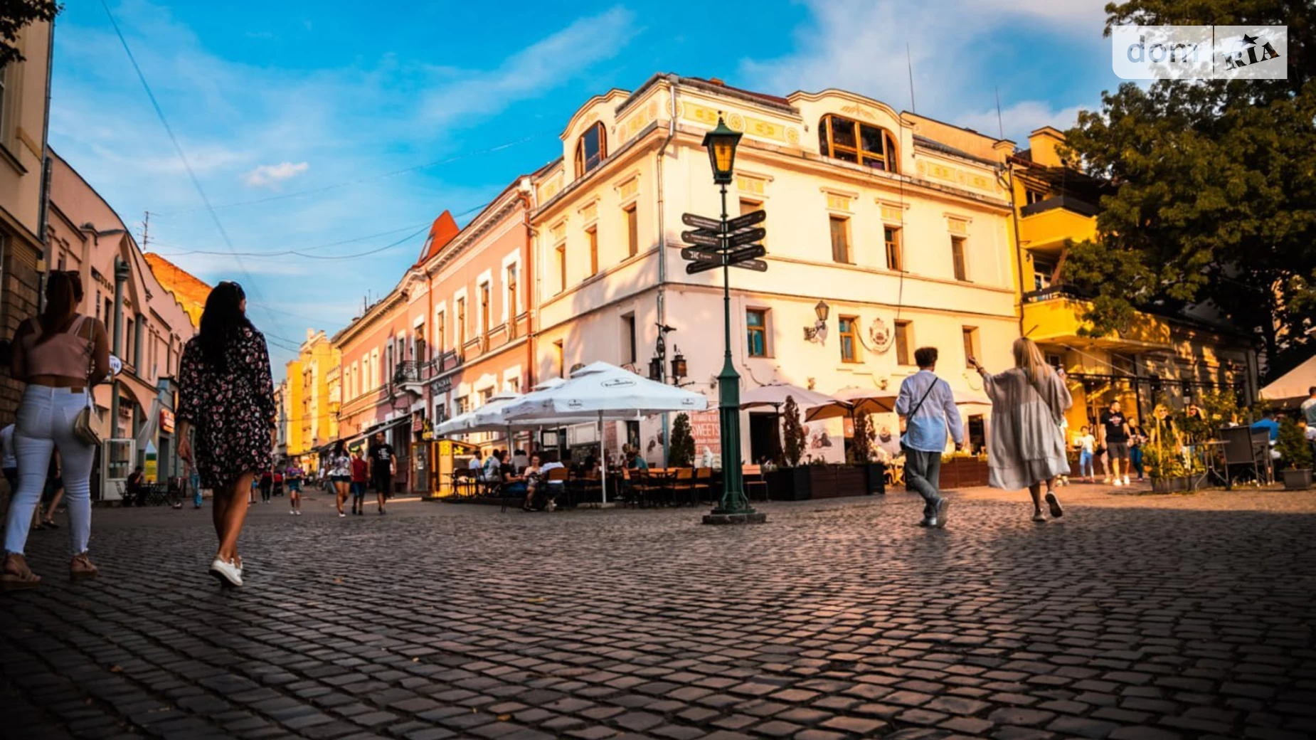 вул. Корзо, 10 Центр Ужгород, цена: 245000 $ - фото 2