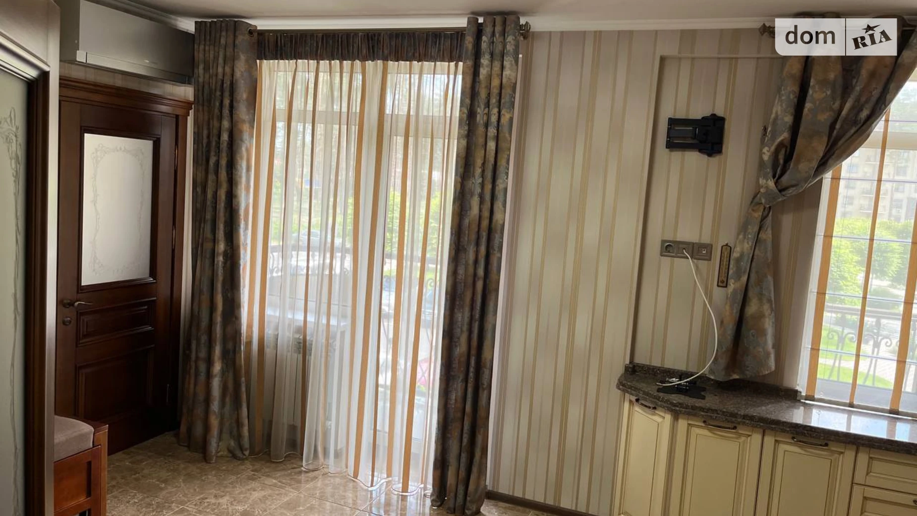 Продается 2-комнатная квартира 59 кв. м в Буче, ул. Пушкинская, 2К - фото 2