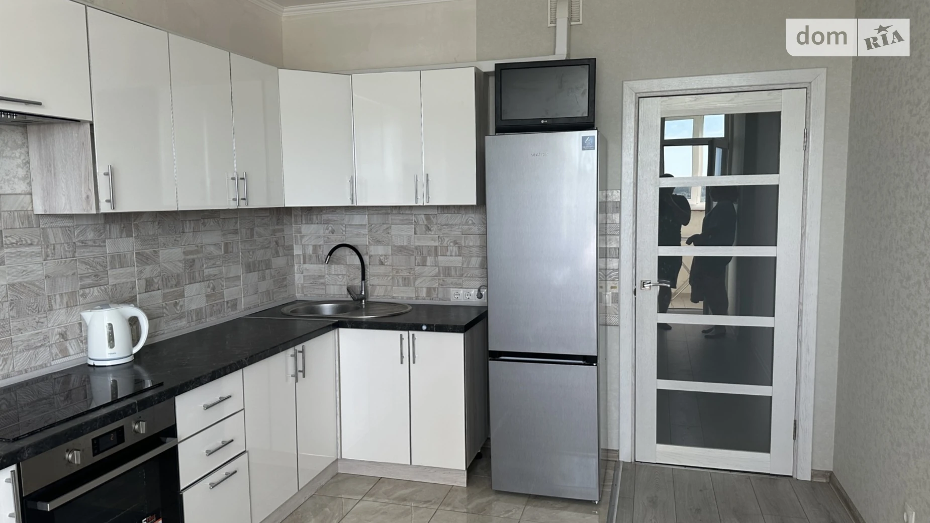 Продается 1-комнатная квартира 45.4 кв. м в Киеве, цена: 97000 $ - фото 2