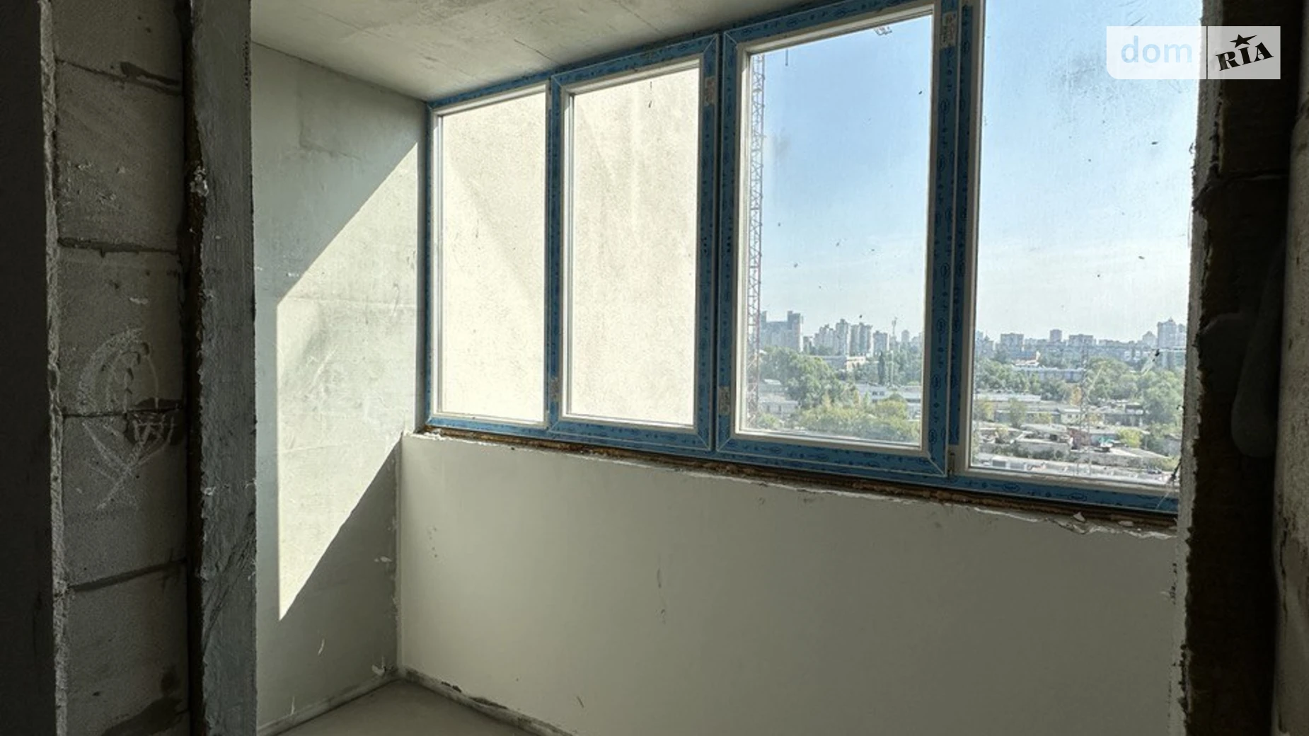 Продается 2-комнатная квартира 73.1 кв. м в Киеве, ул. Семьи Кульженков, 22 корпус 1 - фото 4