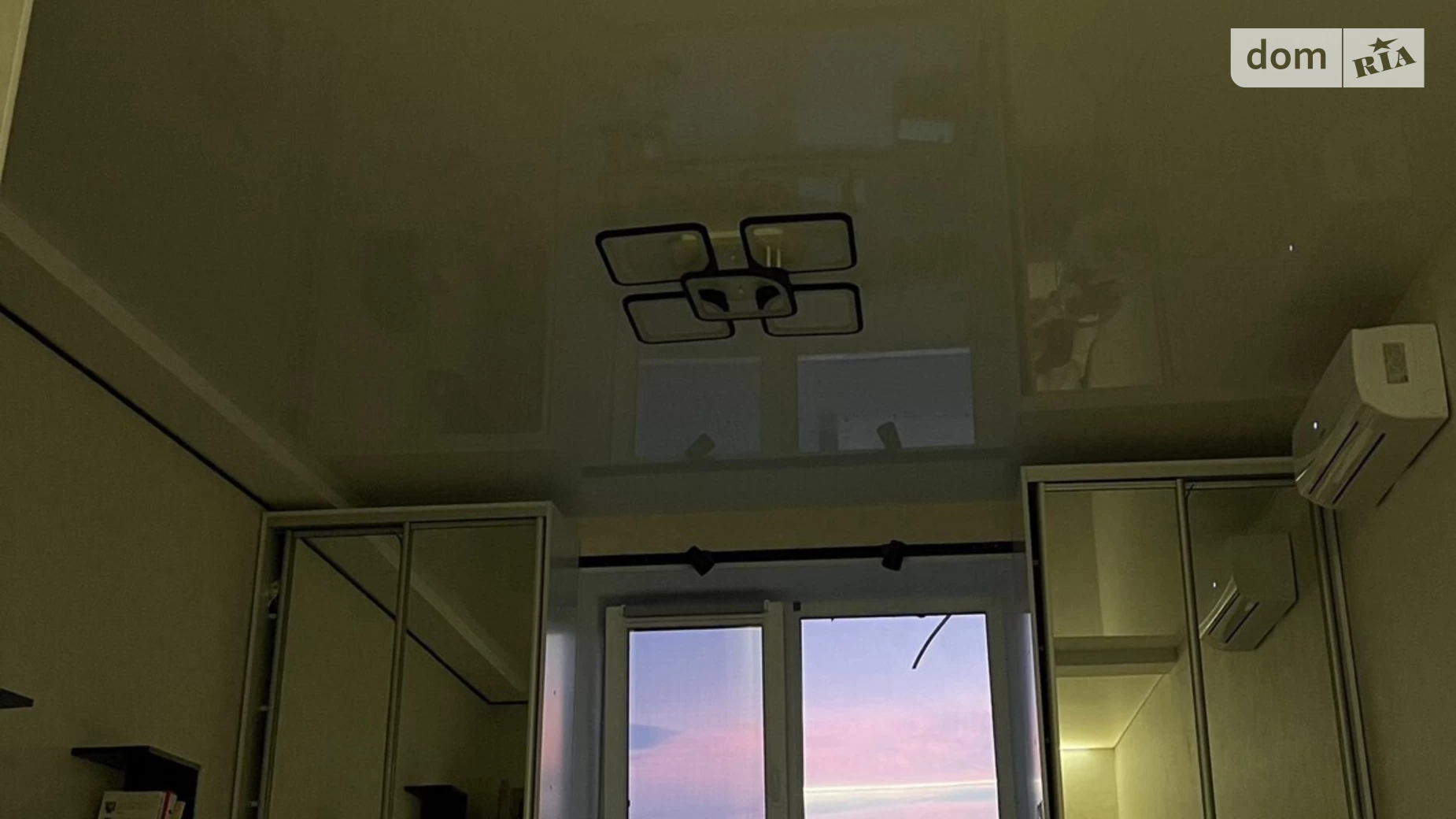 Продається 1-кімнатна квартира 44 кв. м у Слобожанському, вул. Володимирська, 1 корпус 4 - фото 2