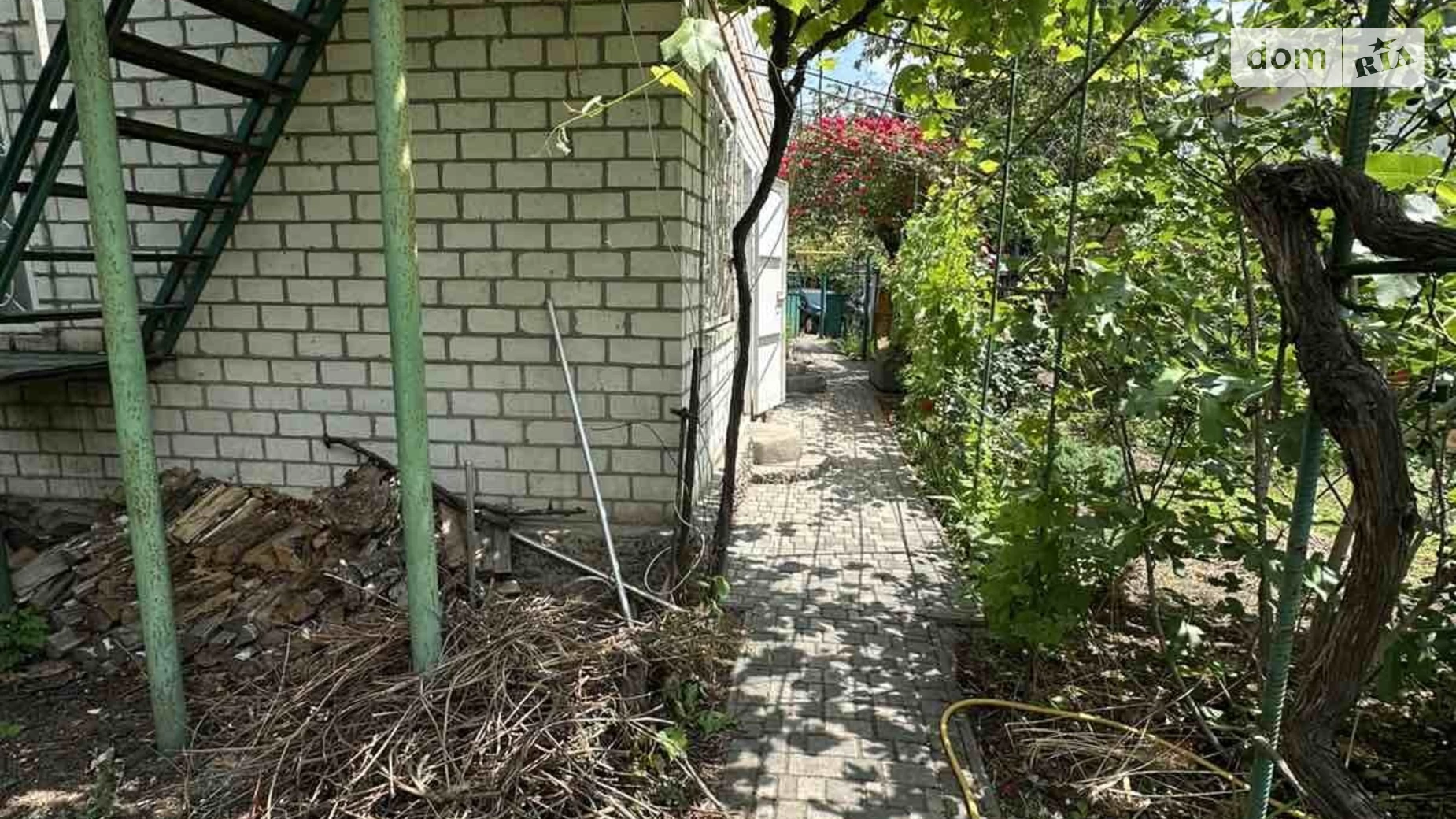 Продается дом на 2 этажа 141 кв. м с участком, цена: 130000 $ - фото 2