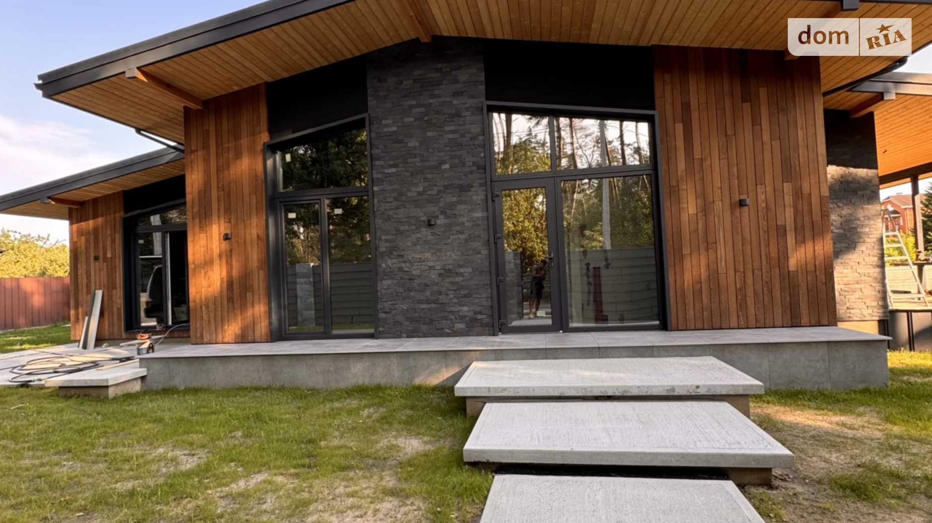 Продается одноэтажный дом 194 кв. м с садом, цена: 150000 $ - фото 4