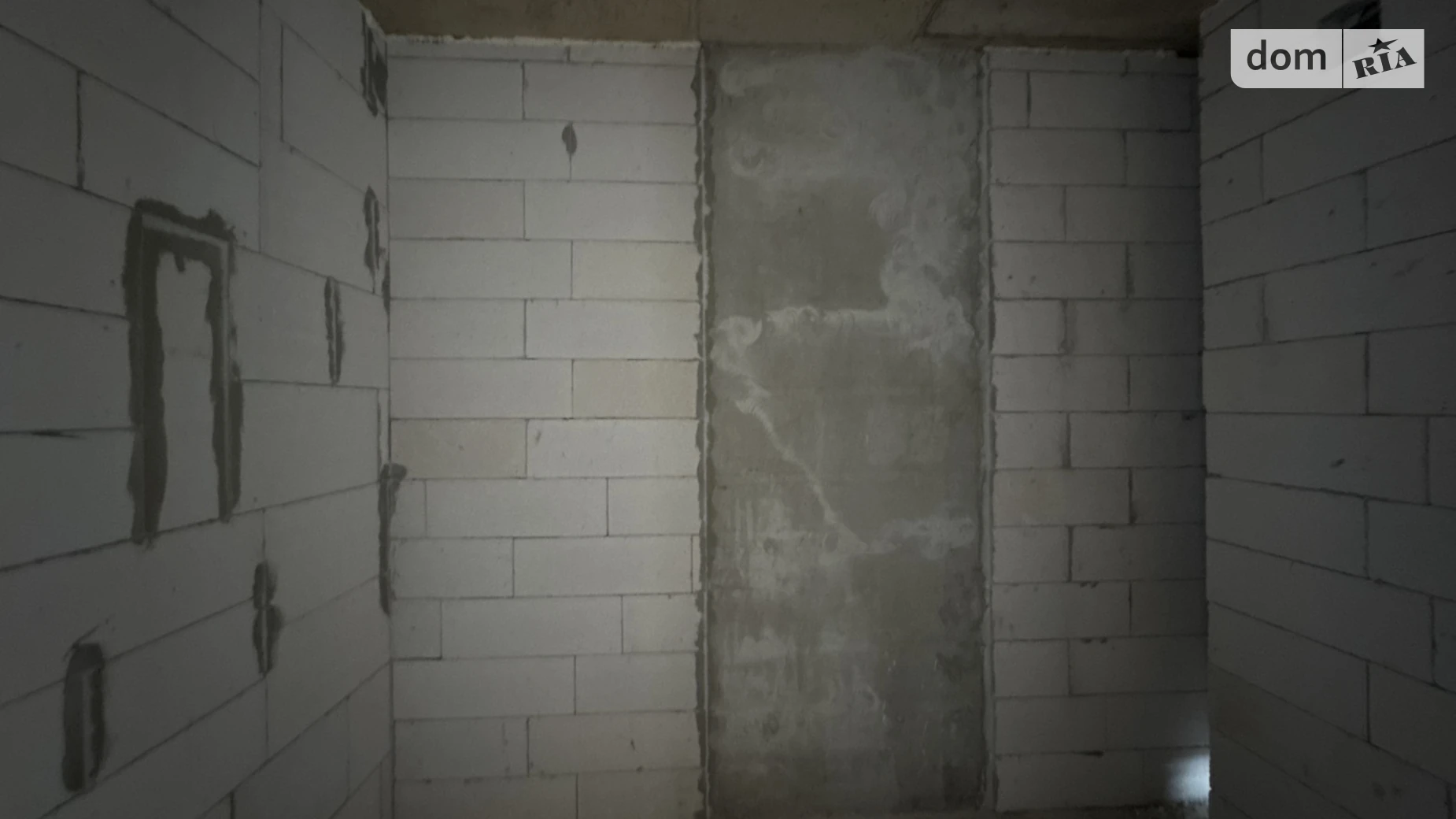 Продается 1-комнатная квартира 42 кв. м в Ивано-Франковске, ул. Хриплинская, 9 - фото 3