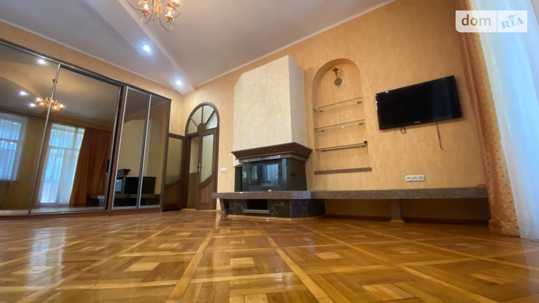 Продается 1-комнатная квартира 88 кв. м в Виннице, ул. Николая Оводова - фото 2