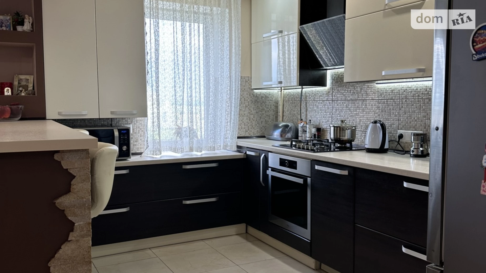 Продается 3-комнатная квартира 70 кв. м в Дрогобыче, ул. Самборская, 94 - фото 2