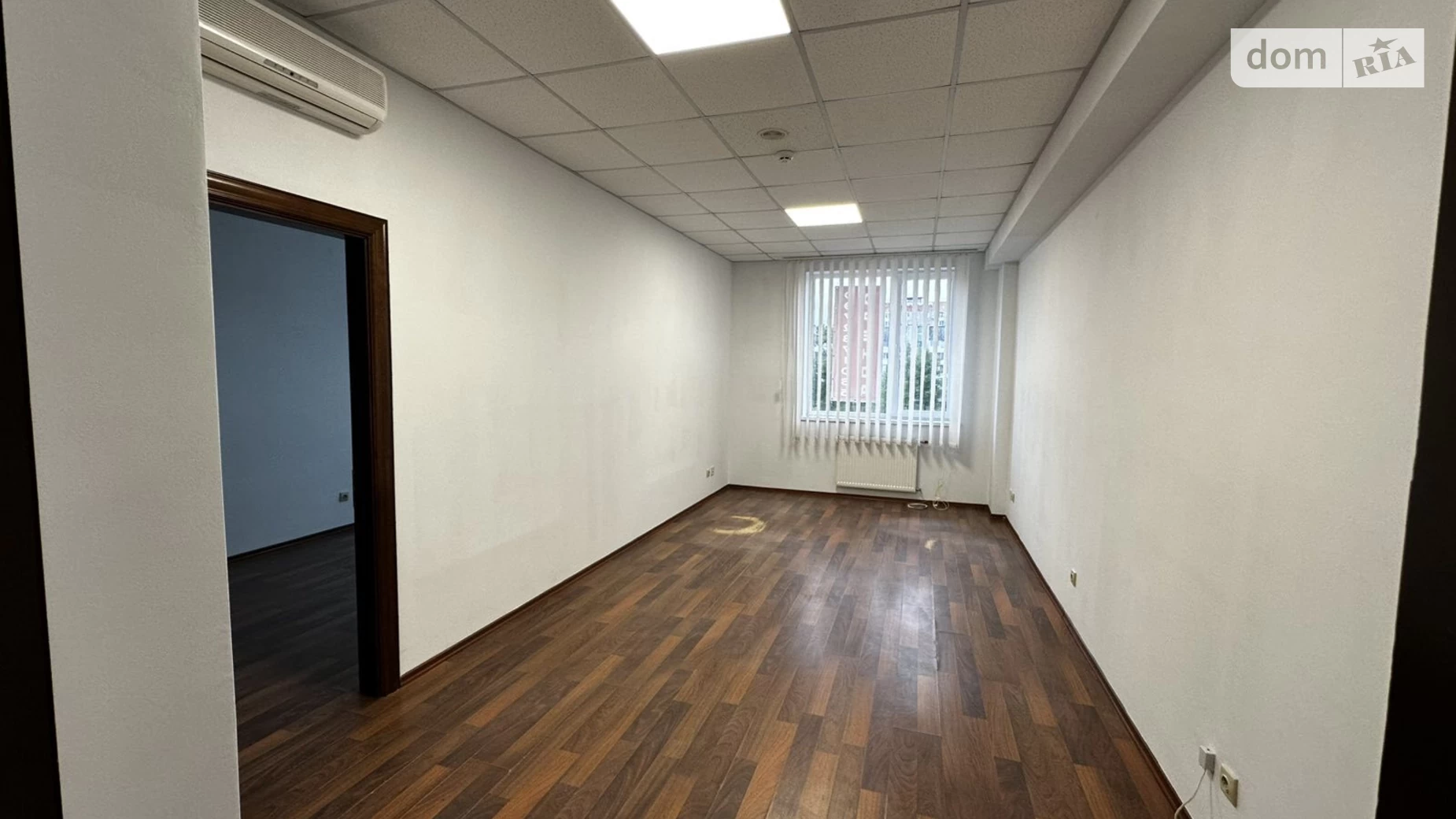 Сдается в аренду офис 37.6 кв. м в бизнес-центре, цена: 14000 грн - фото 3