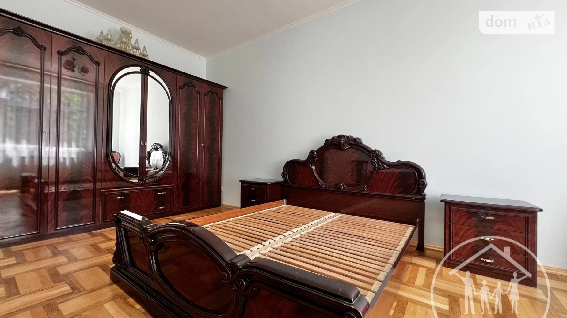 Продается 3-комнатная квартира 105 кв. м в Львове, ул. Сергея Ефремова - фото 2