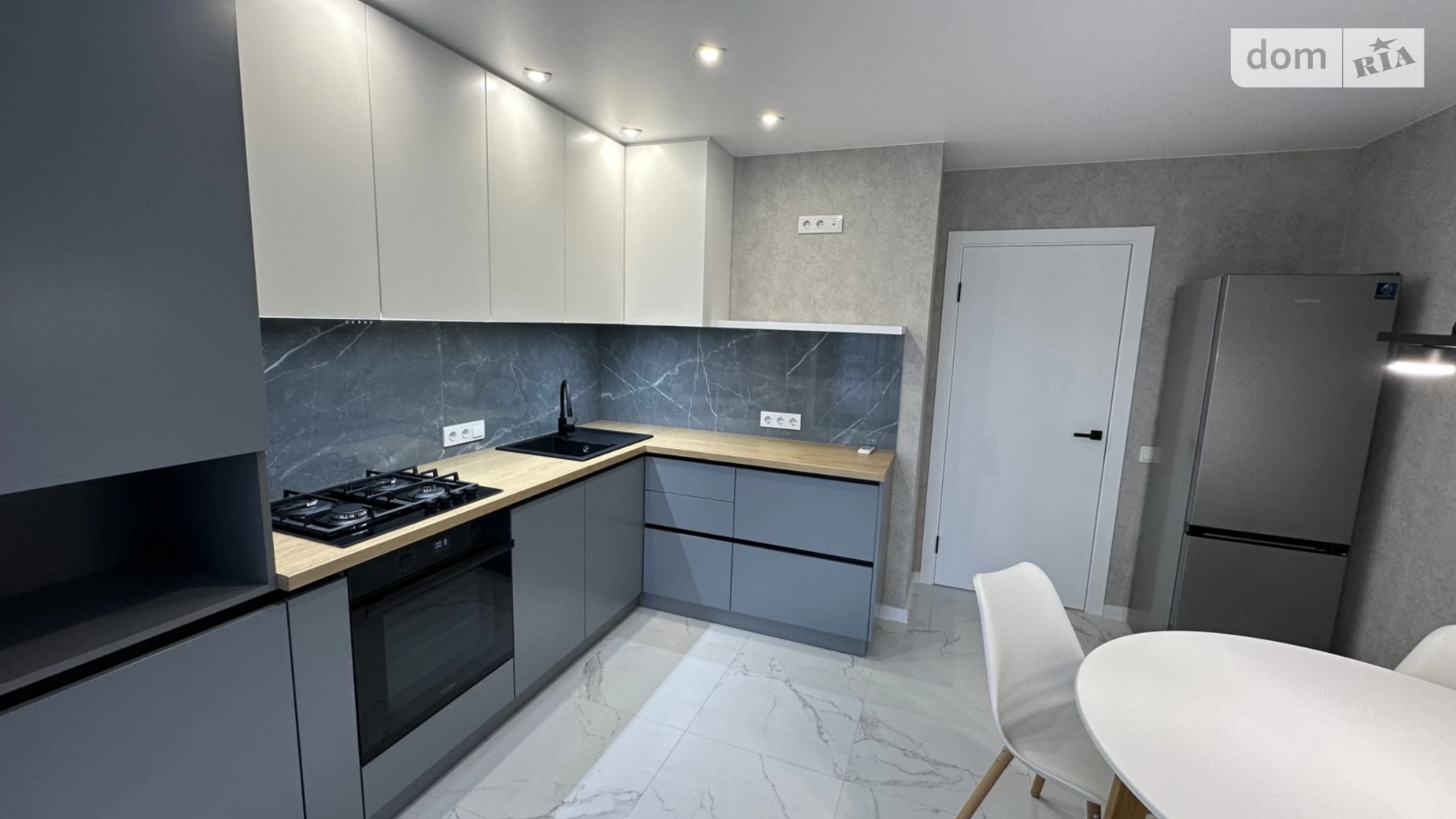 Продається 2-кімнатна квартира 60 кв. м у, цена: 89000 $ - фото 2