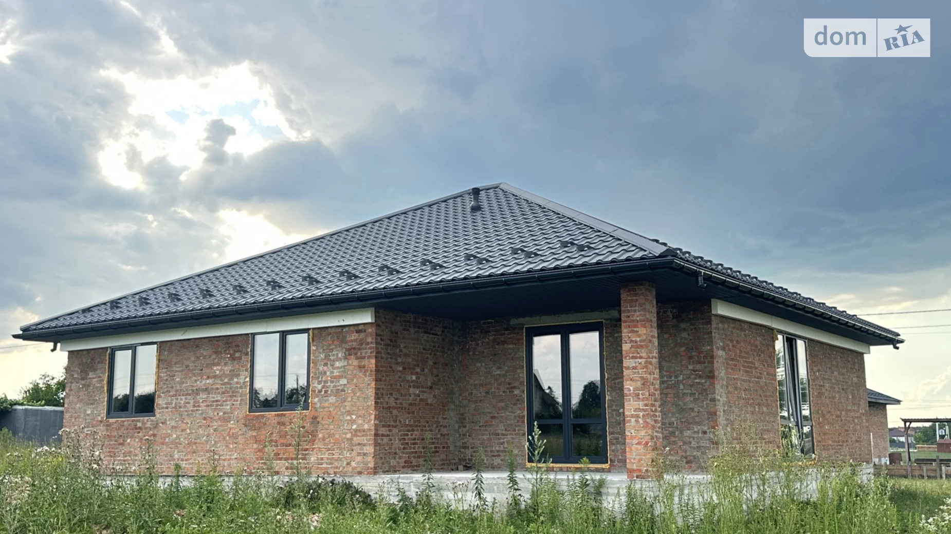 Продается одноэтажный дом 114 кв. м с гаражом, цена: 60000 $ - фото 2