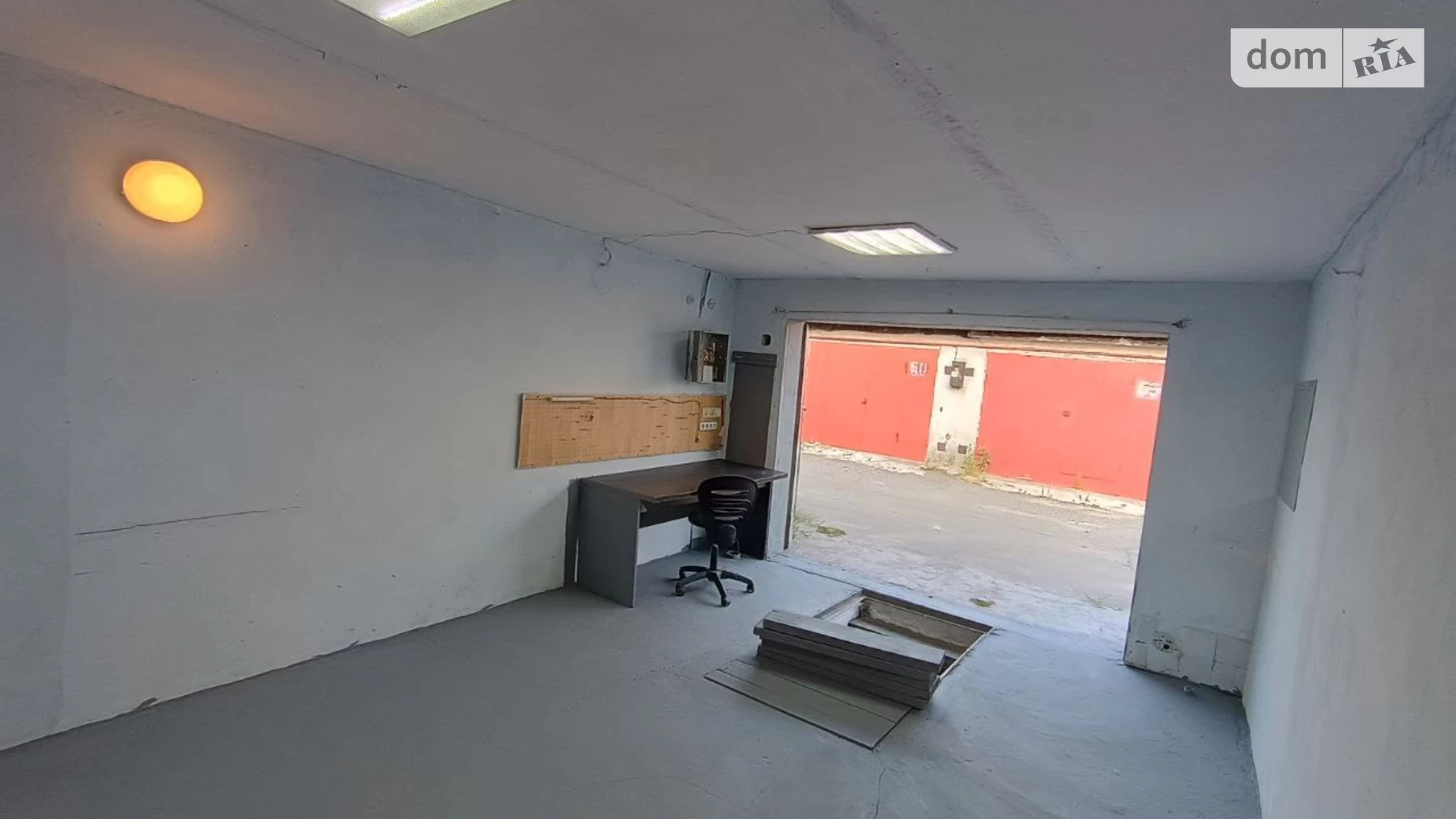 Продается отдельно стоящий гараж универсальный на 42 кв. м, цена: 12500 $ - фото 5