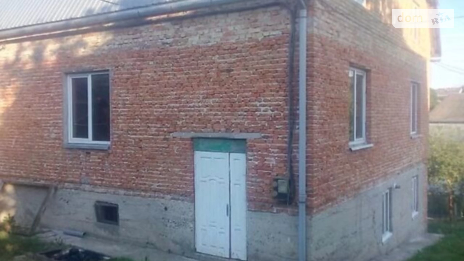 Продается дом на 2 этажа 214 кв. м с бассейном, цена: 52000 € - фото 3