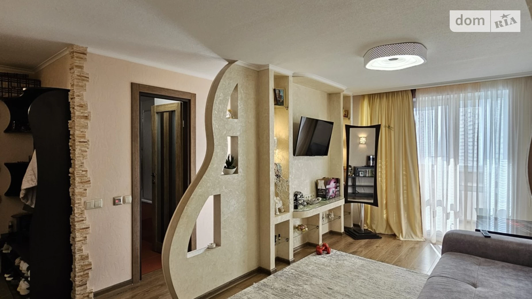 Продается 3-комнатная квартира 63.4 кв. м в Днепре, просп. Поля Александра, 129Б - фото 2
