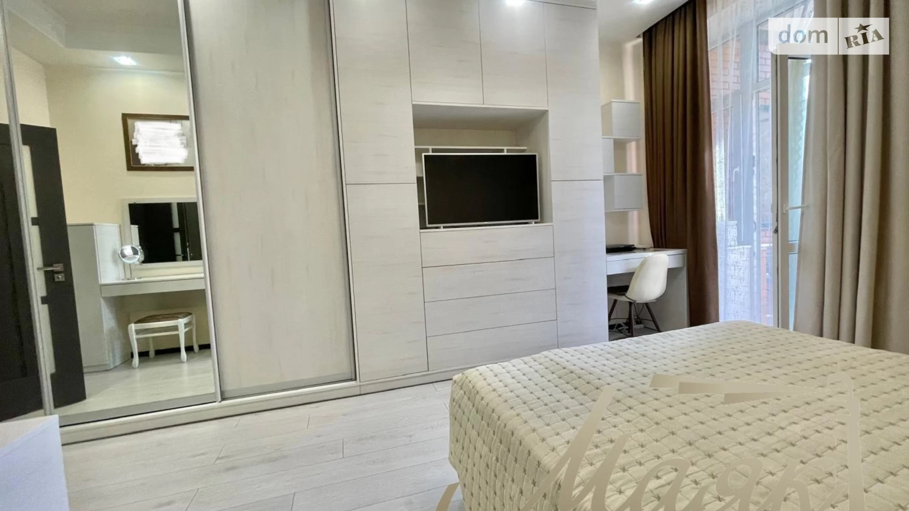 3-комнатная квартира 98 кв. м в Запорожье, просп. Металлургов, 8А - фото 4