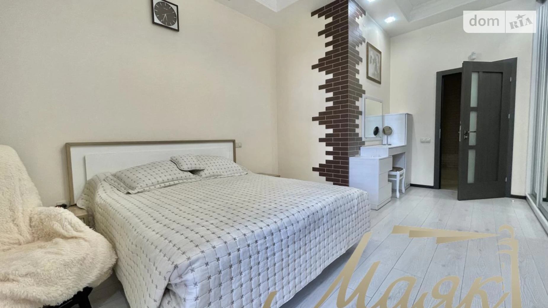 3-комнатная квартира 98 кв. м в Запорожье, просп. Металлургов, 8А - фото 5