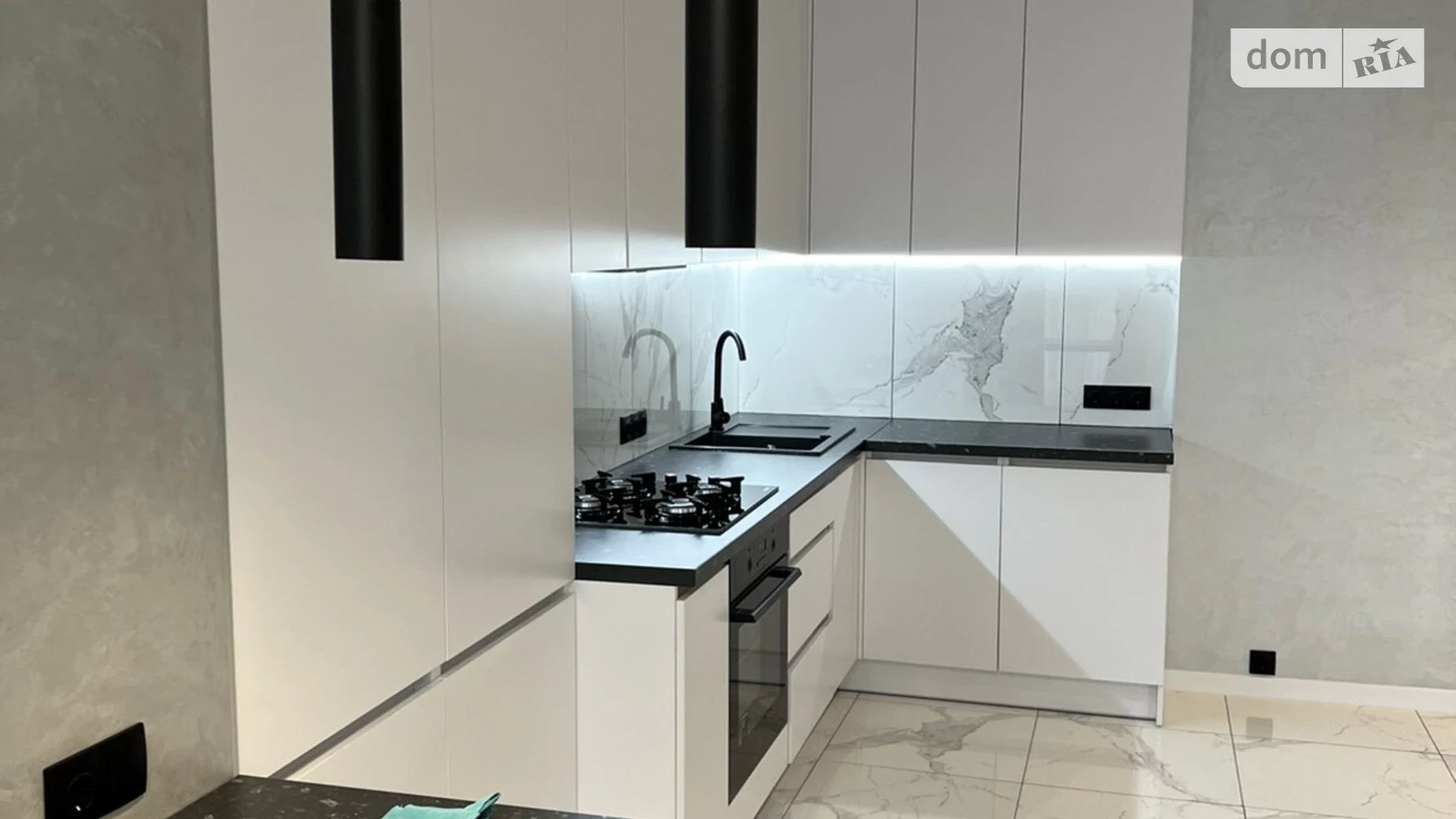 Продается 1-комнатная квартира 44 кв. м в Ирпене, ул. Григория Сковороды, 13/4 - фото 3