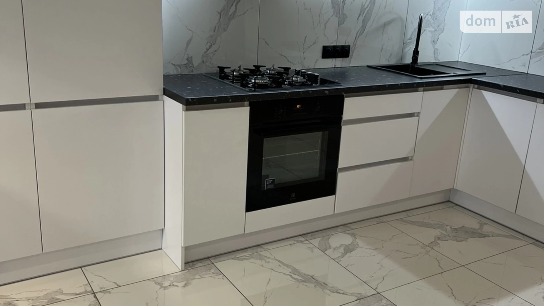 Продается 1-комнатная квартира 44 кв. м в Ирпене, ул. Григория Сковороды, 13/4 - фото 2