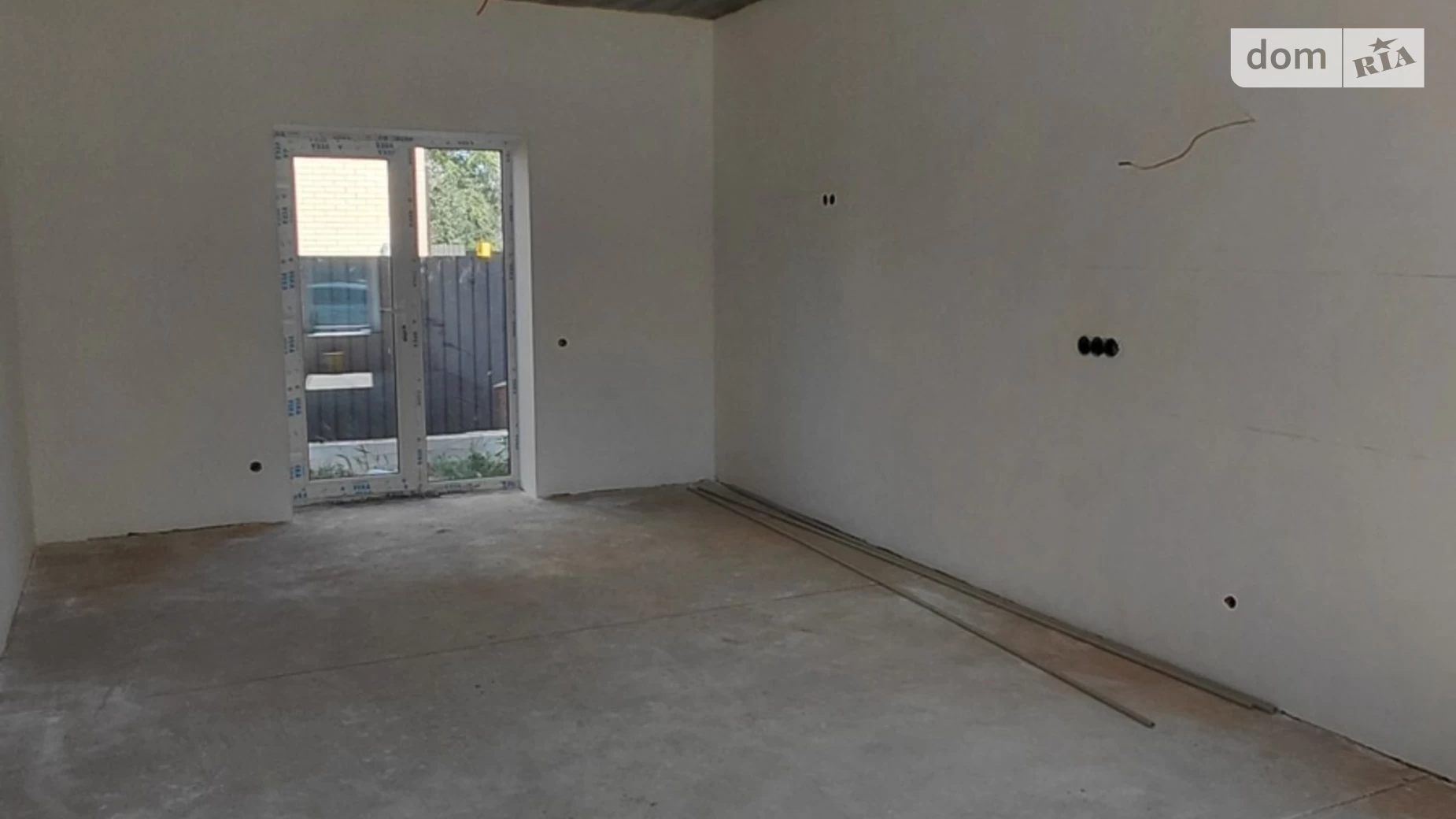 Продается дом на 2 этажа 160 кв. м с камином, цена: 92000 $ - фото 4