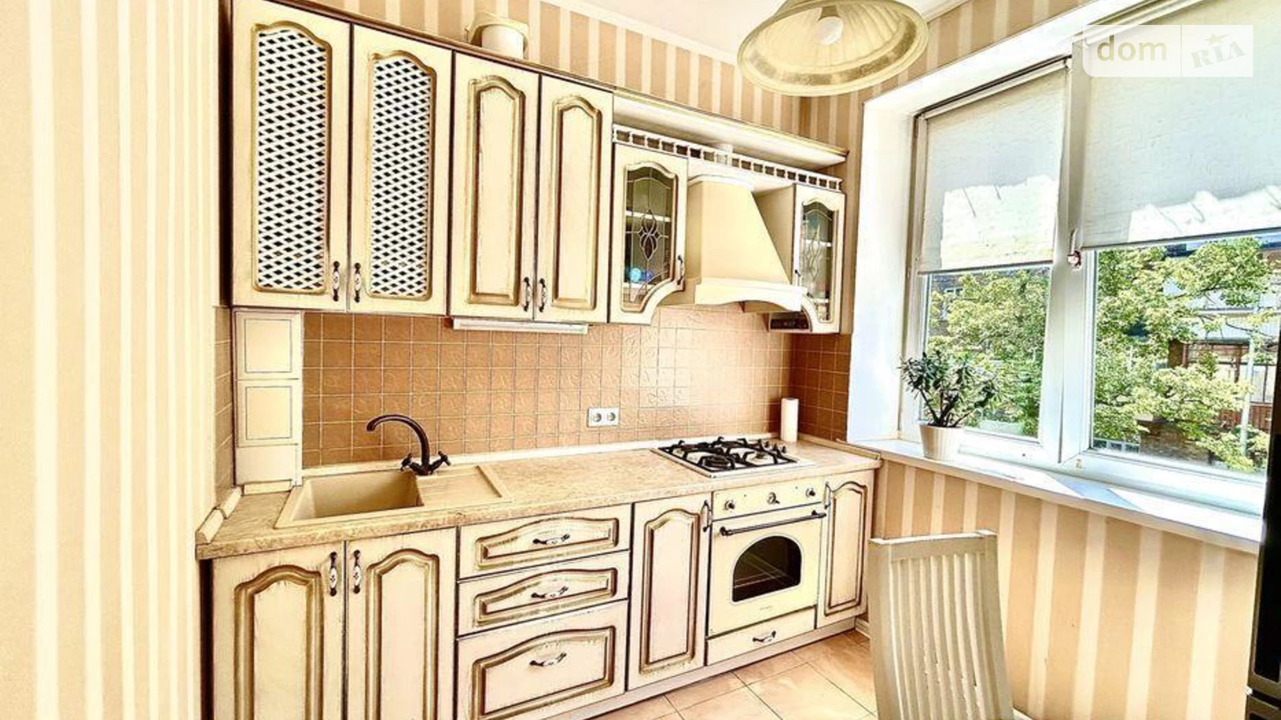 Продается 3-комнатная квартира 65.1 кв. м в Киеве, ул. Депутатская, 4/6 - фото 3