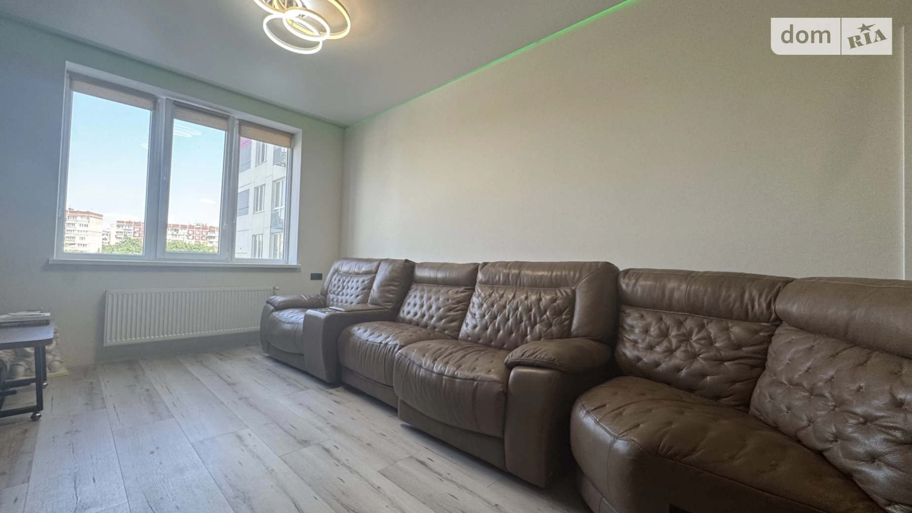 Продается 2-комнатная квартира 87 кв. м в Одессе, ул. Костанди, 104/2 - фото 2