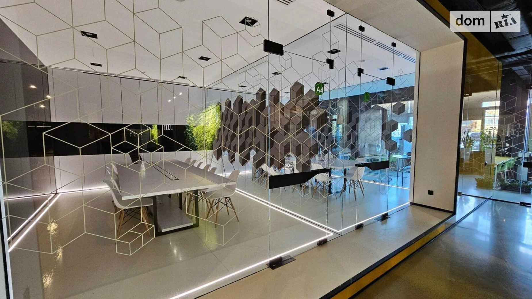 Сдается в аренду офис 1400 кв. м в бизнес-центре, цена: 17600 $ - фото 3