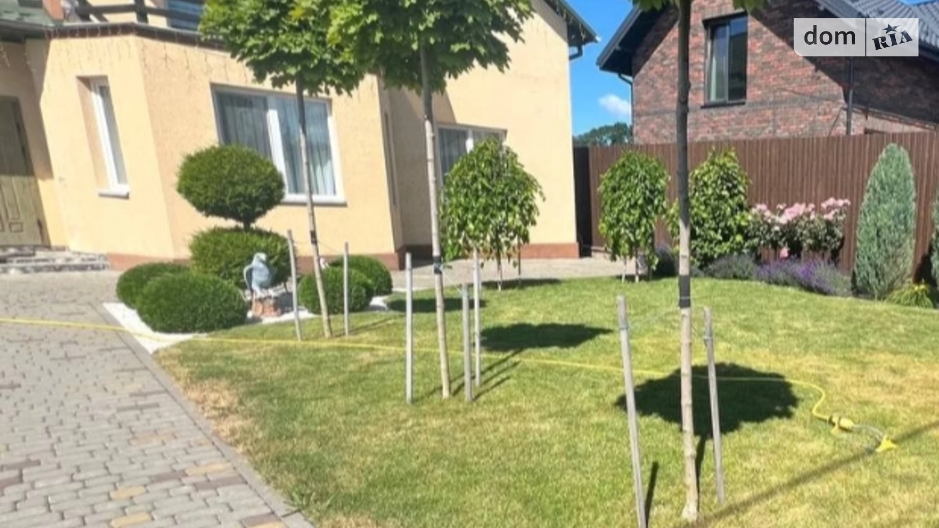 Продается дом на 2 этажа 193 кв. м с гаражом, цена: 330000 $ - фото 2